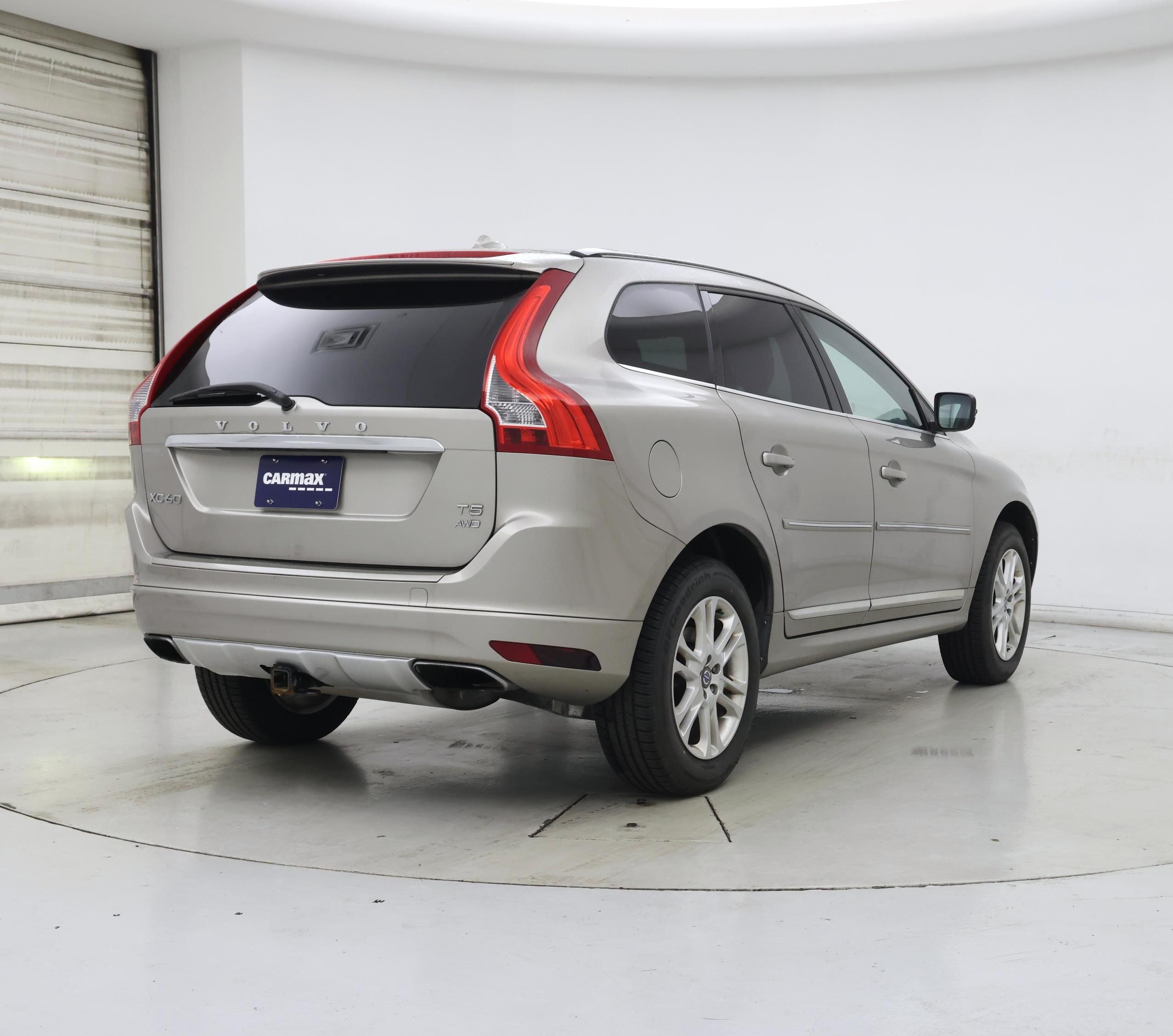 Thumbnail: 2015 Volvo XC60 - 8