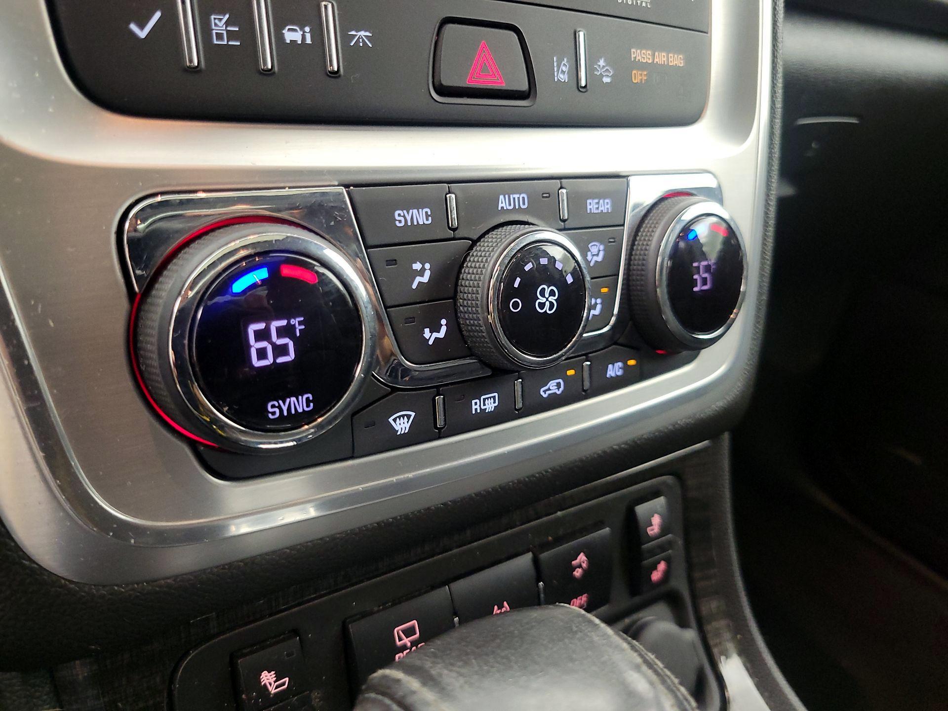 Thumbnail: 2017 GMC Acadia - 17