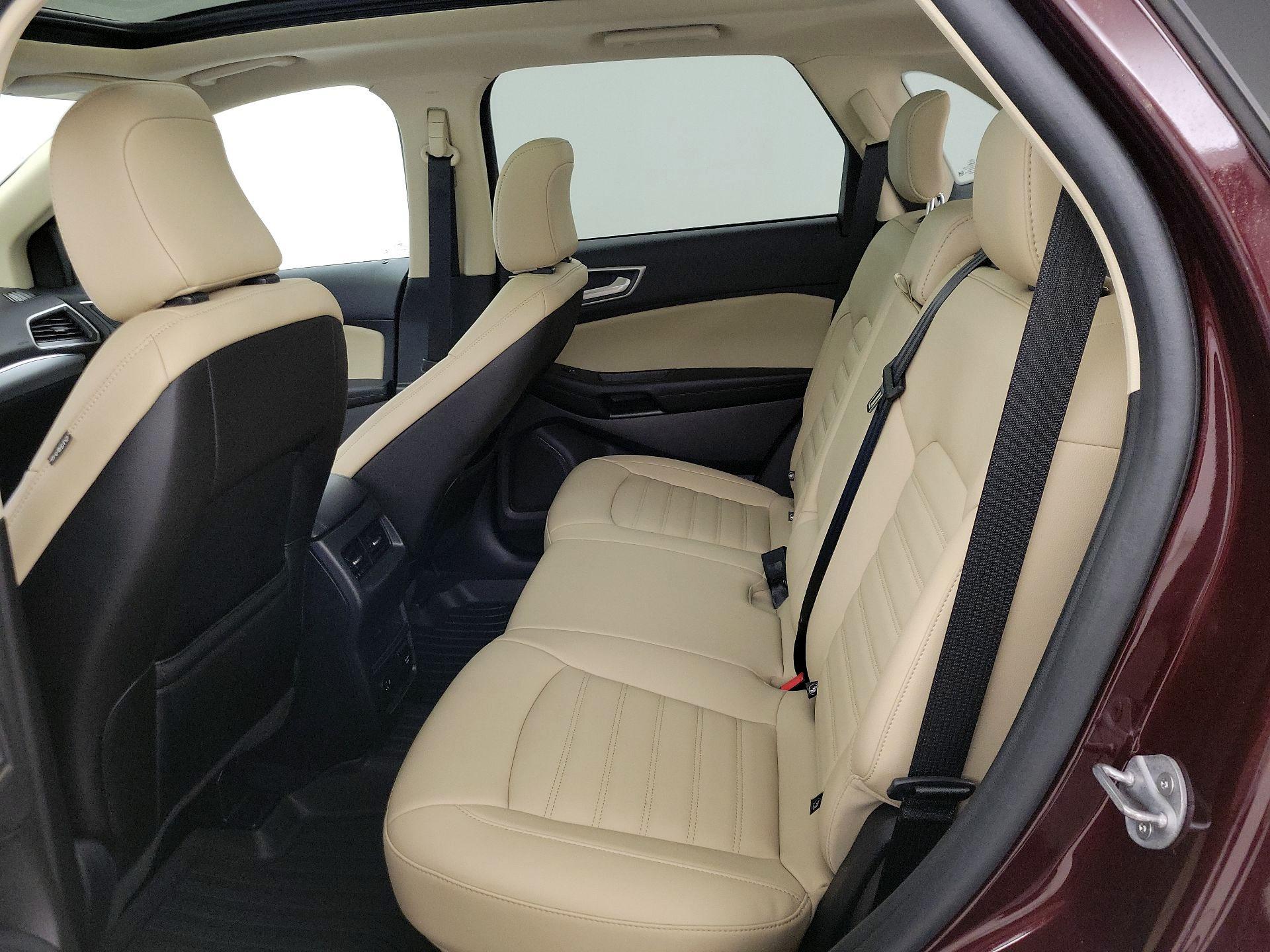 Thumbnail: 2021 Ford Edge - 20