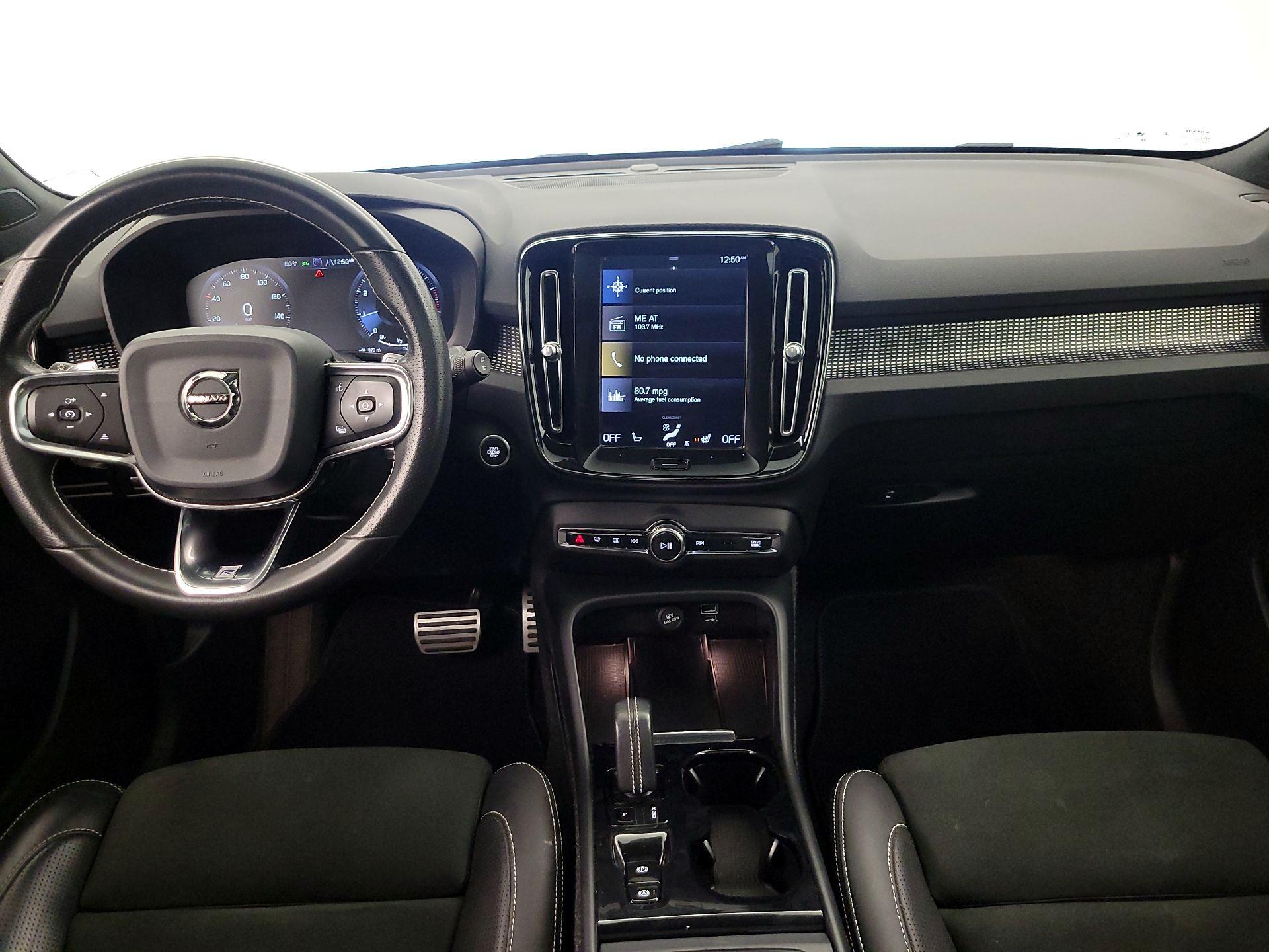 Thumbnail: 2020 Volvo XC40 - 9