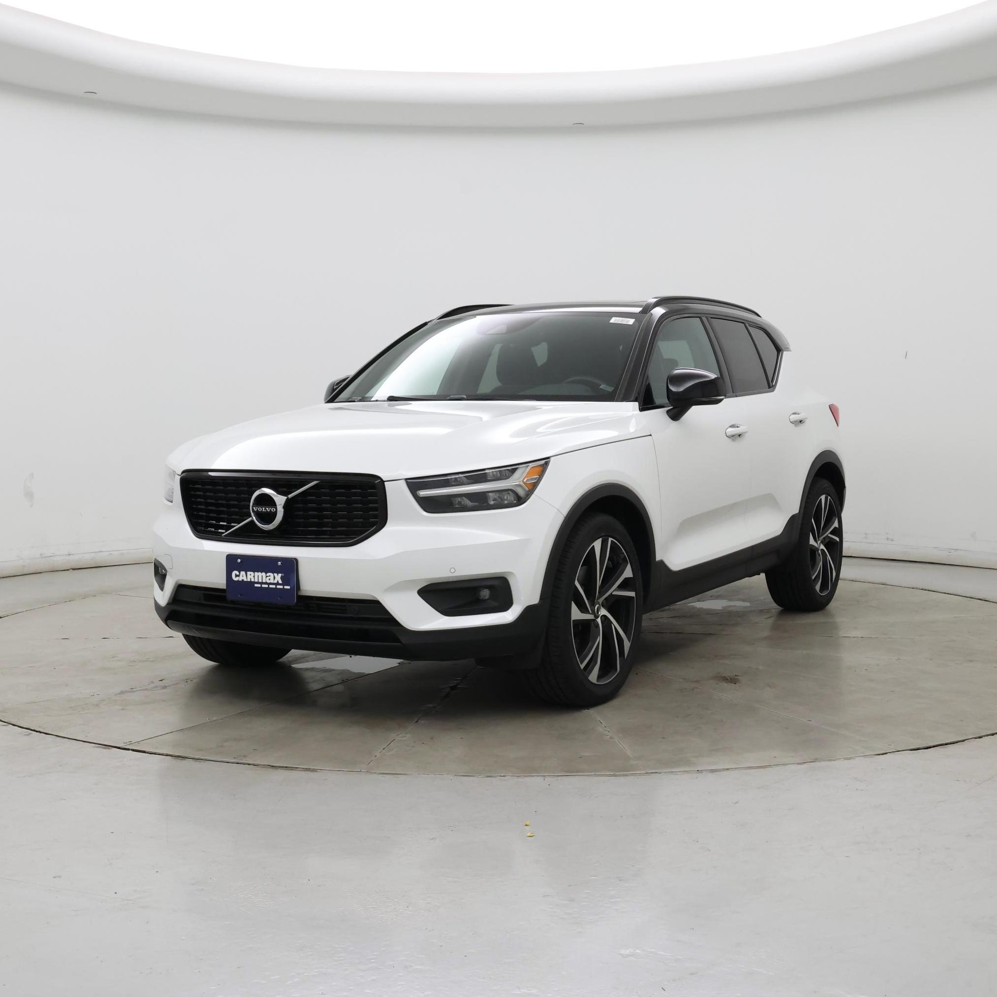 Thumbnail: 2020 Volvo XC40 - 4