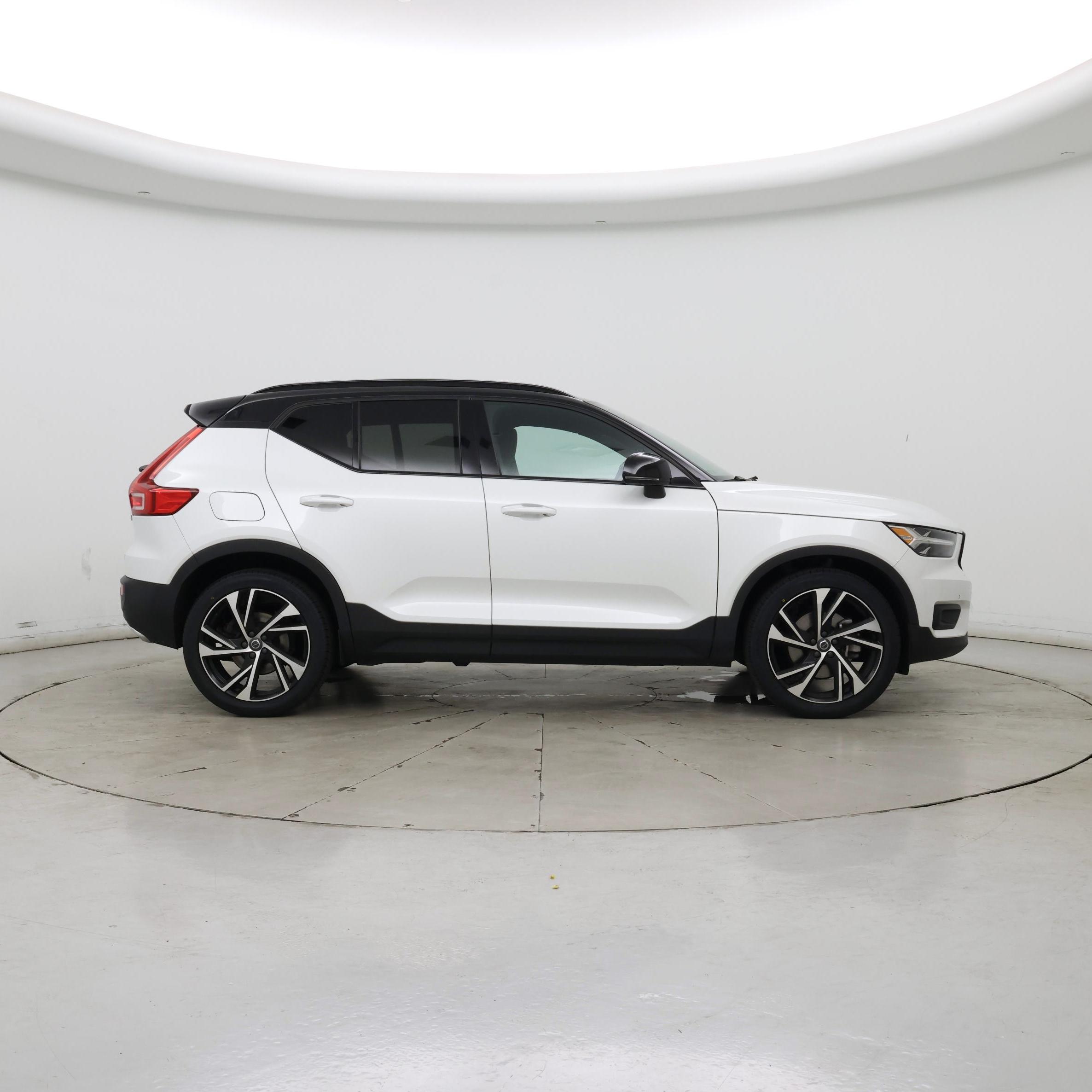 Thumbnail: 2020 Volvo XC40 - 7