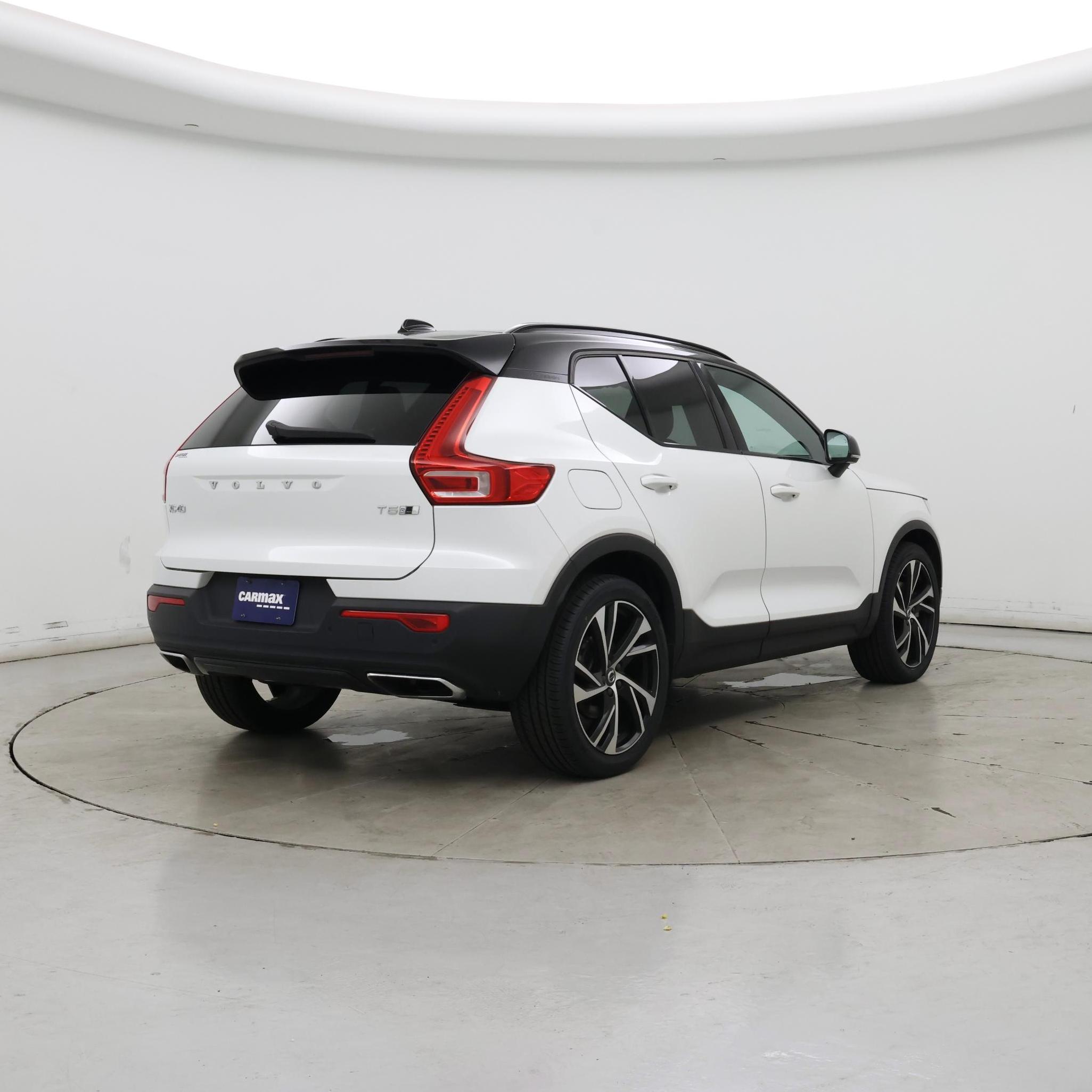 Thumbnail: 2020 Volvo XC40 - 8