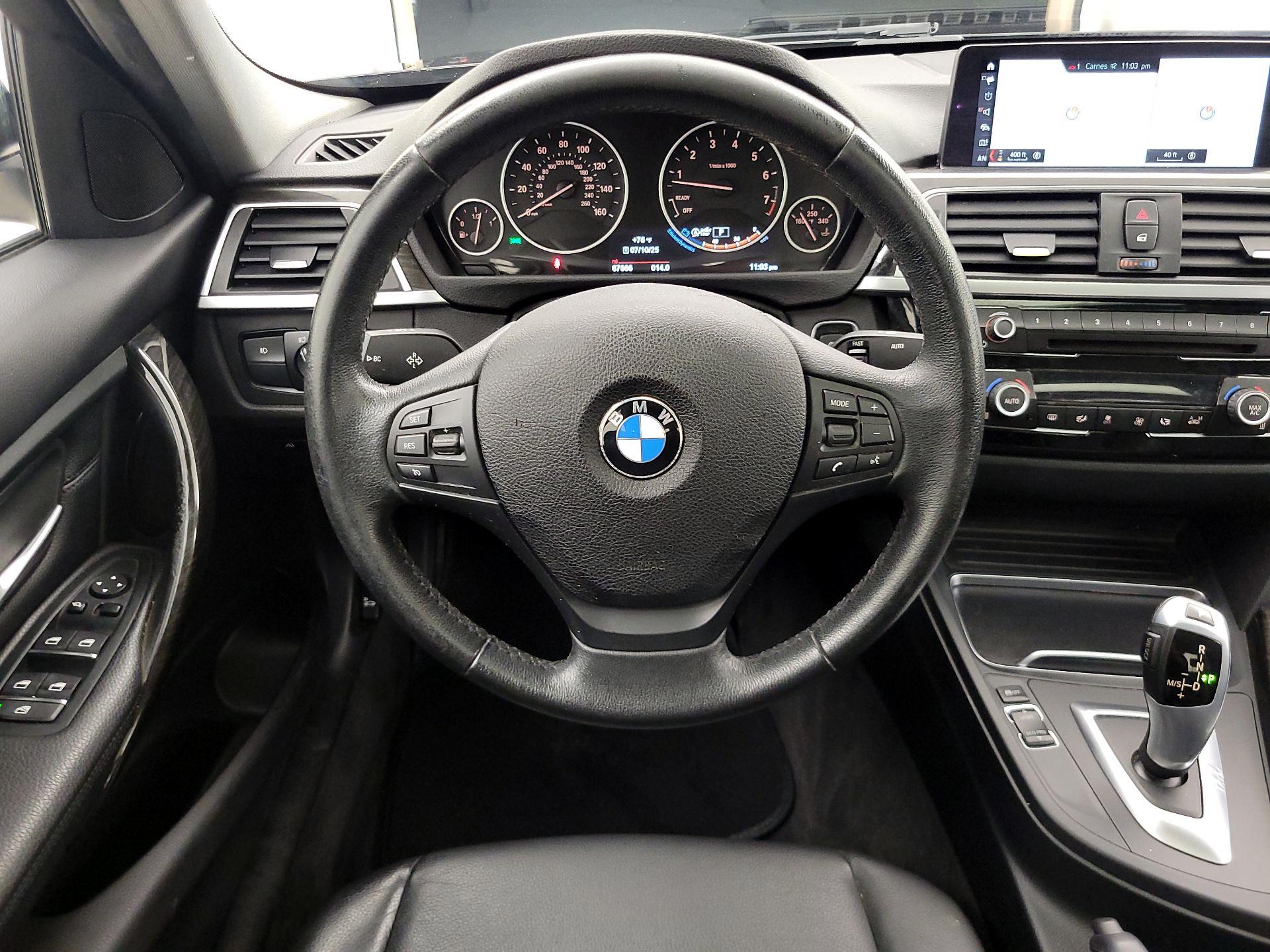 Thumbnail: 2018 BMW 3 Series - 10