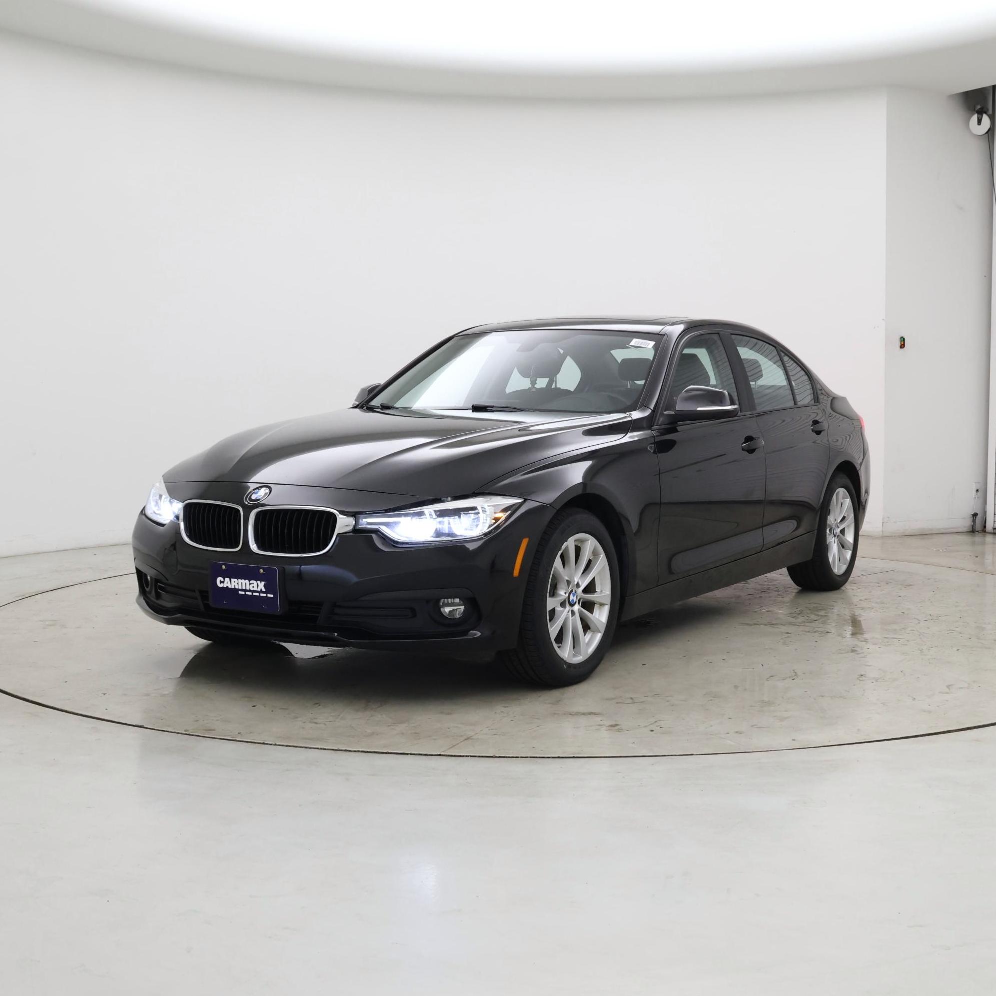 Thumbnail: 2018 BMW 3 Series - 4