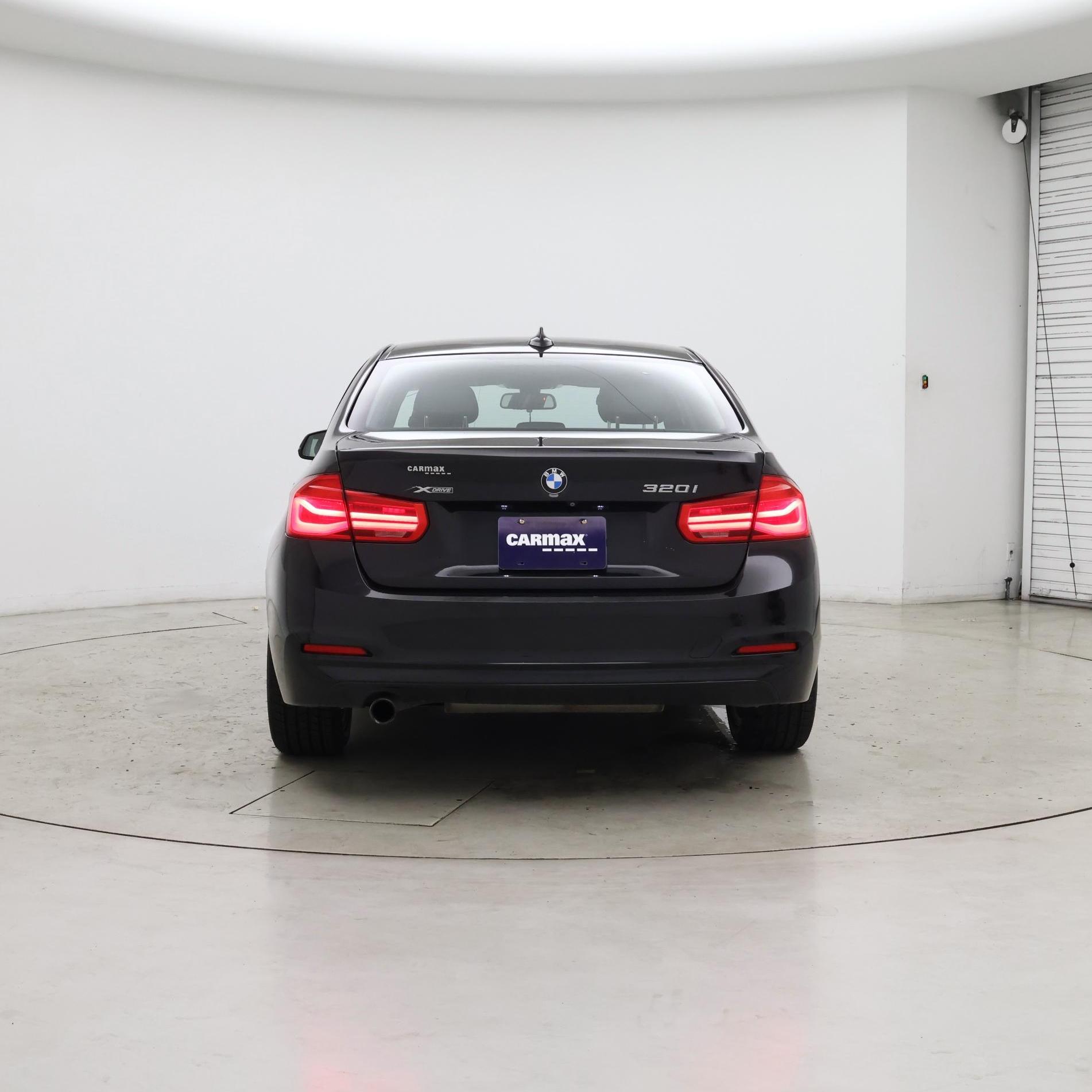 Thumbnail: 2018 BMW 3 Series - 6