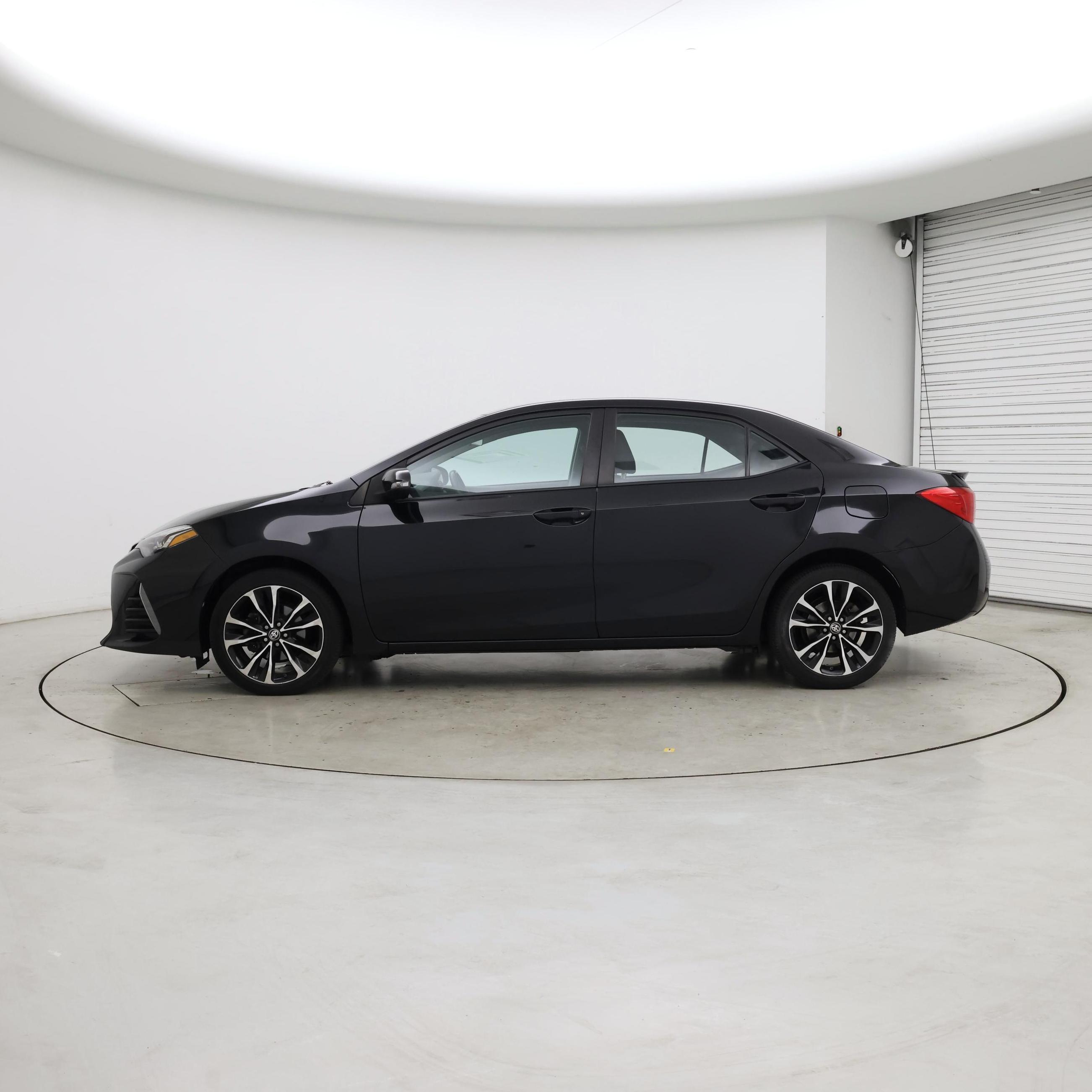 Thumbnail: 2019 Toyota Corolla - 3