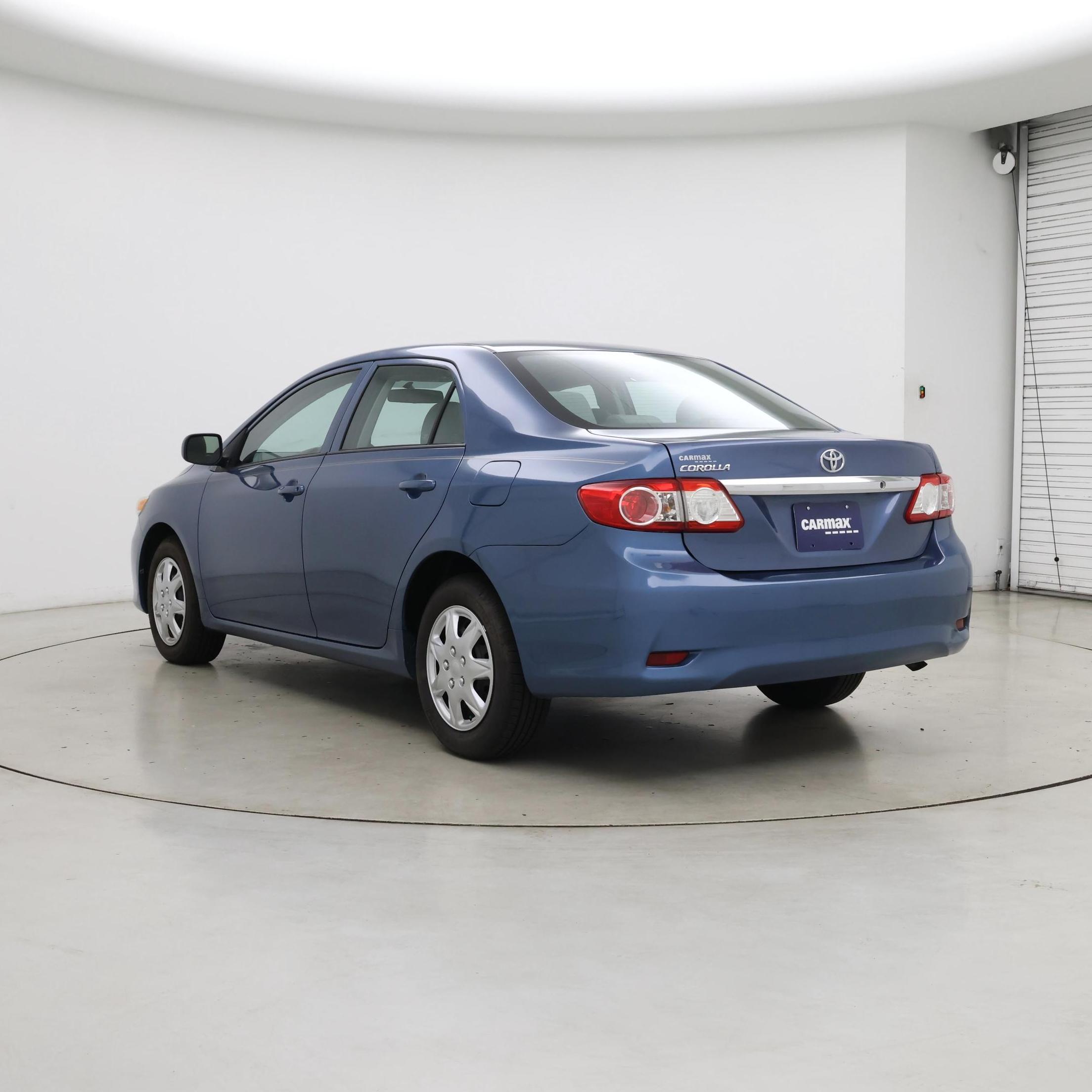 Thumbnail: 2013 Toyota Corolla - 2