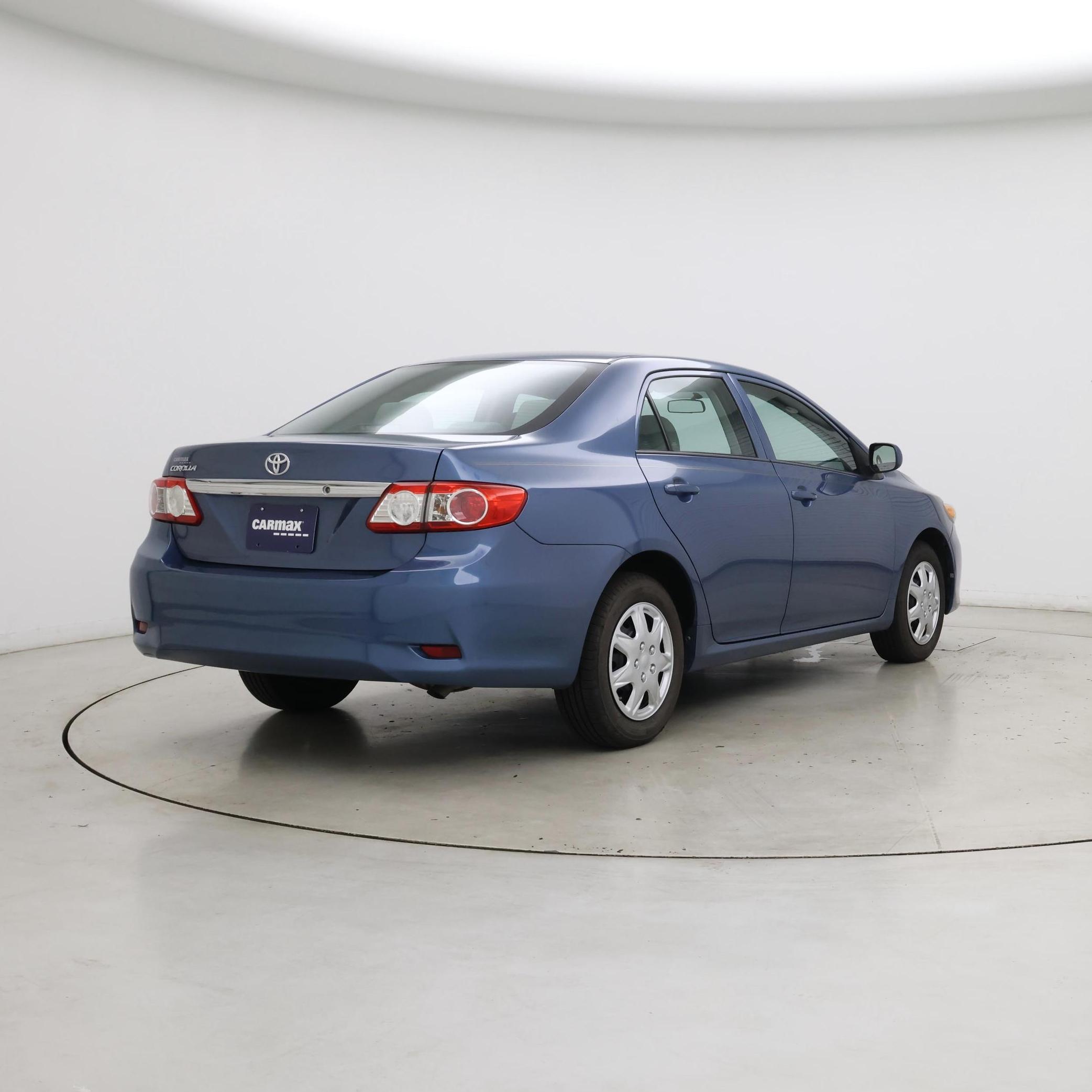 Thumbnail: 2013 Toyota Corolla - 8