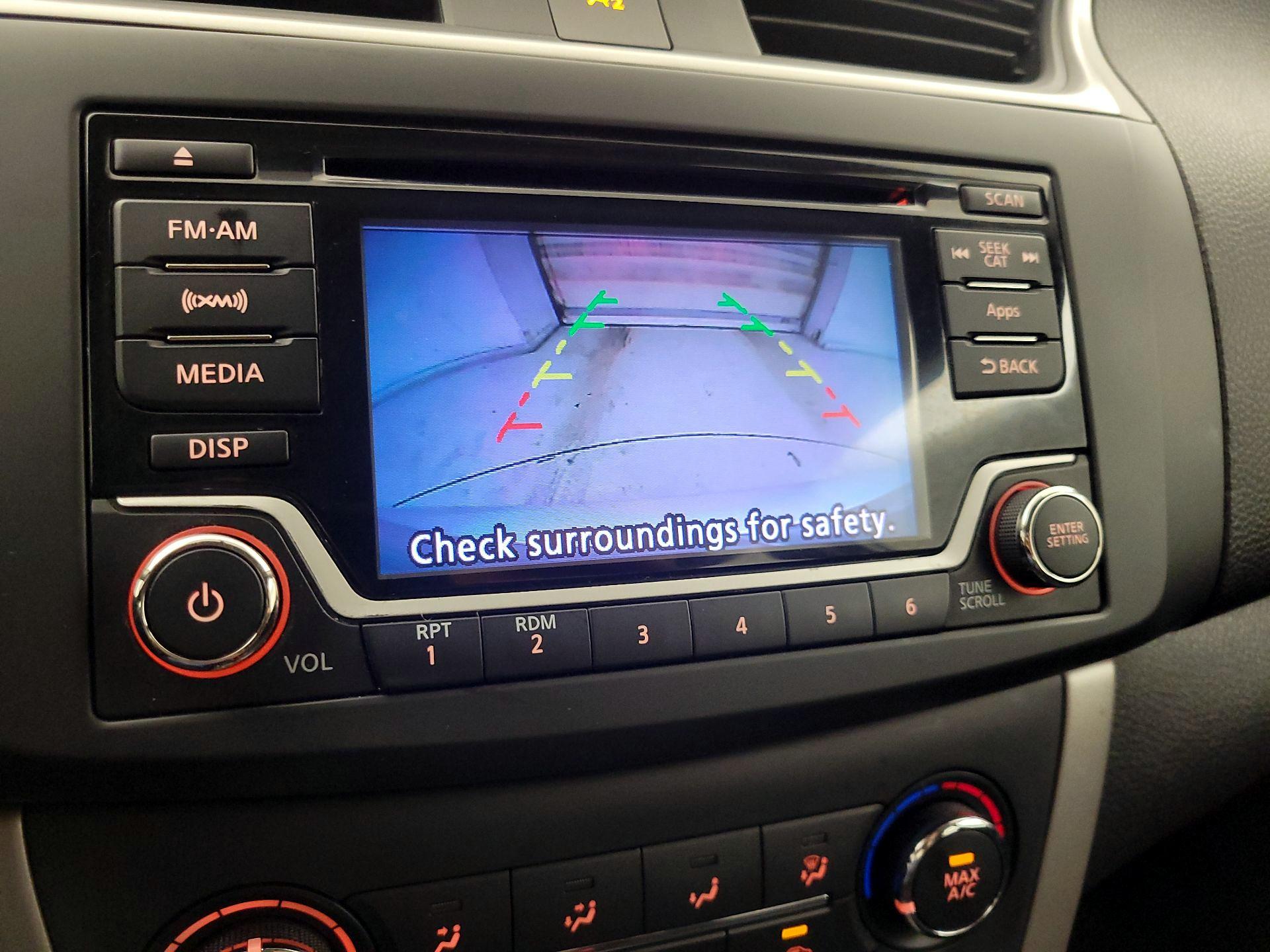 Thumbnail: 2015 Nissan Sentra - 14