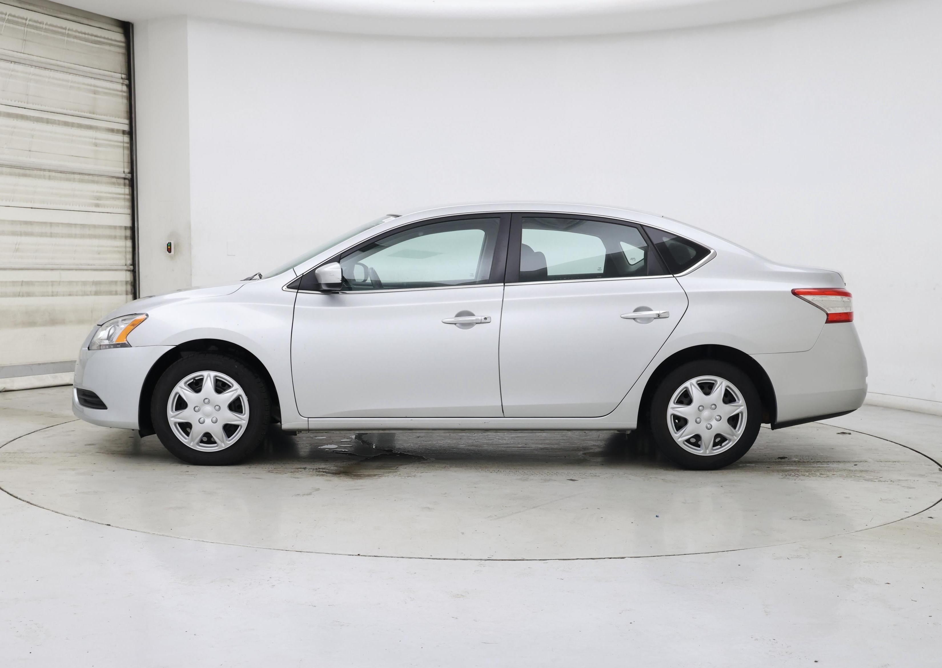 Thumbnail: 2015 Nissan Sentra - 3