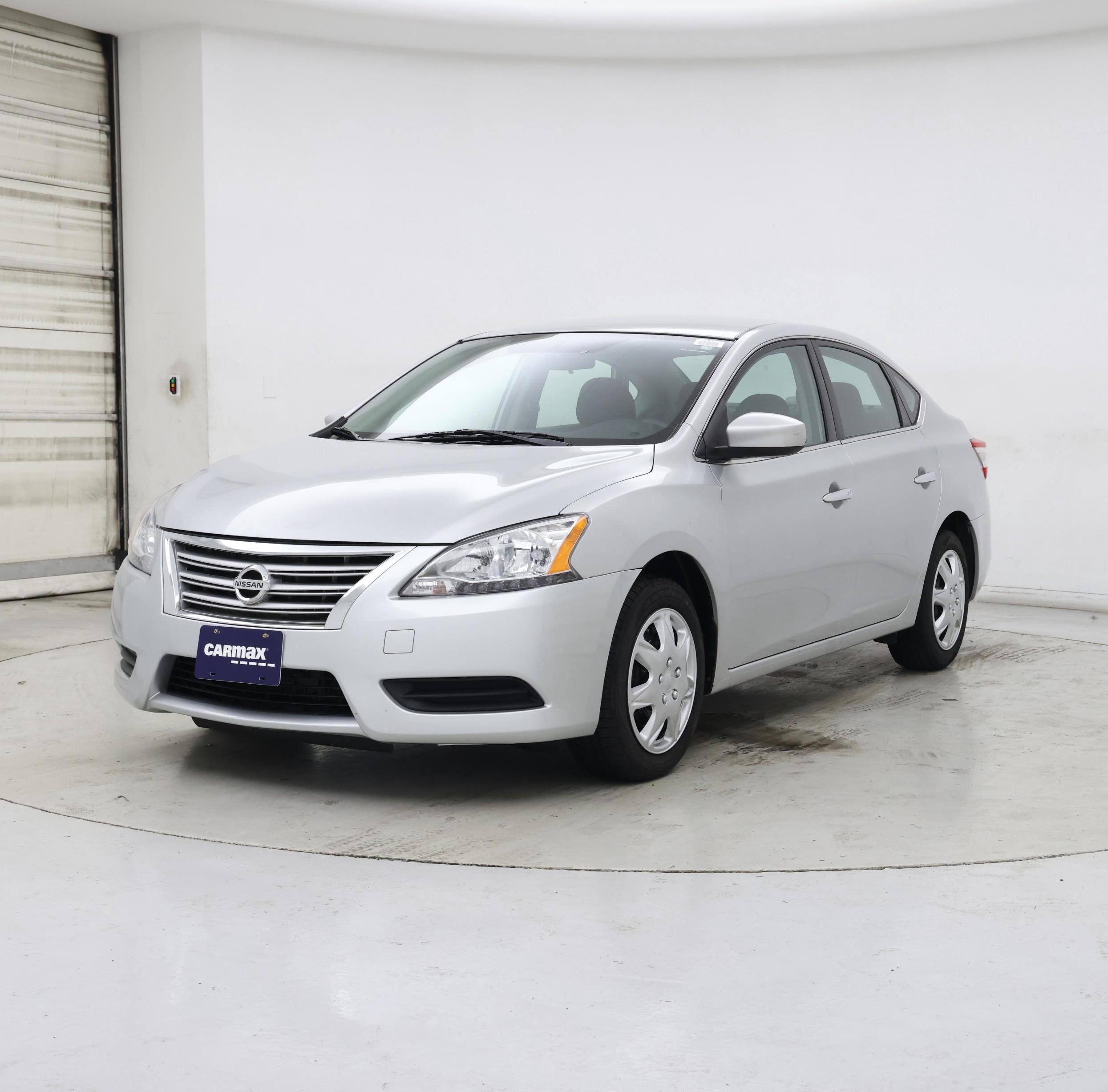 Thumbnail: 2015 Nissan Sentra - 4