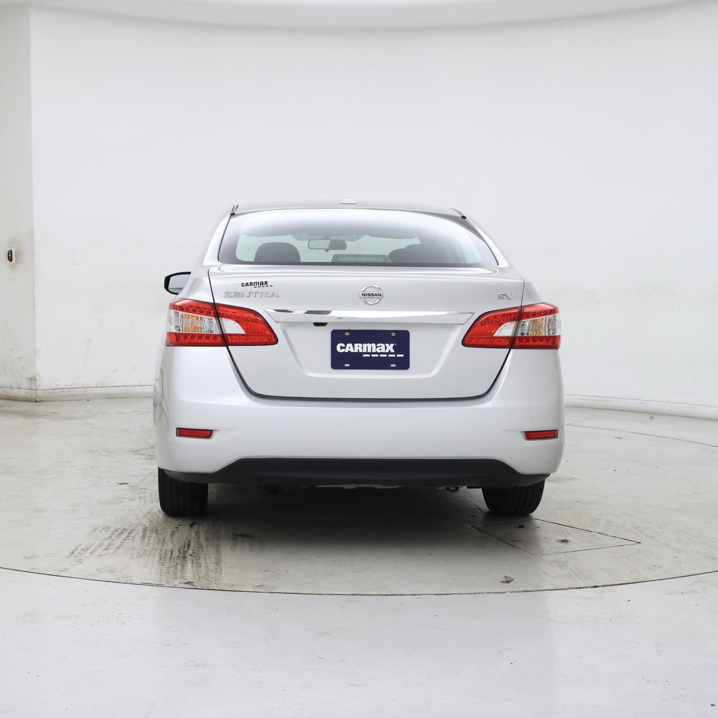 Thumbnail: 2015 Nissan Sentra - 6