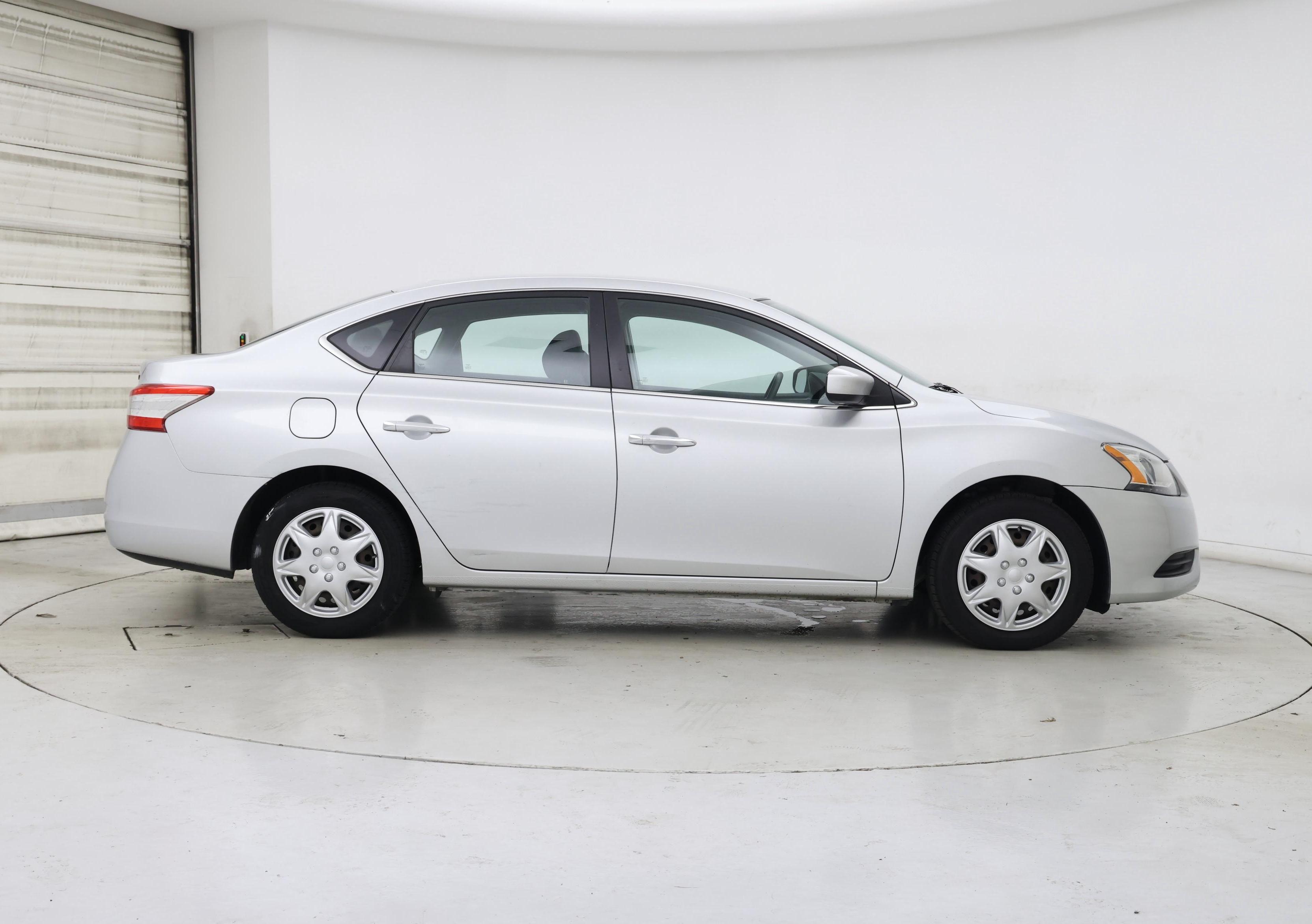 Thumbnail: 2015 Nissan Sentra - 7