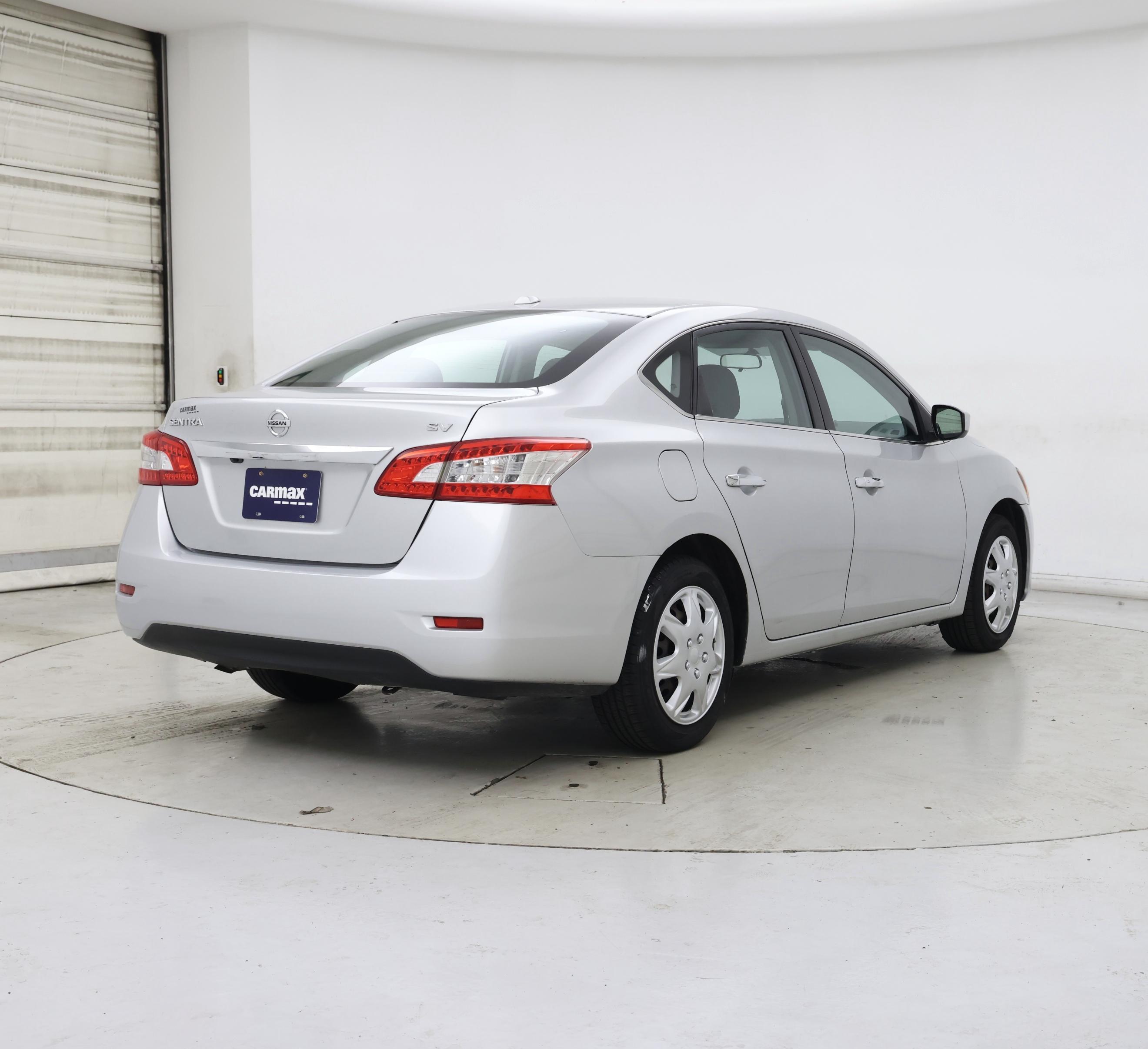 Thumbnail: 2015 Nissan Sentra - 8