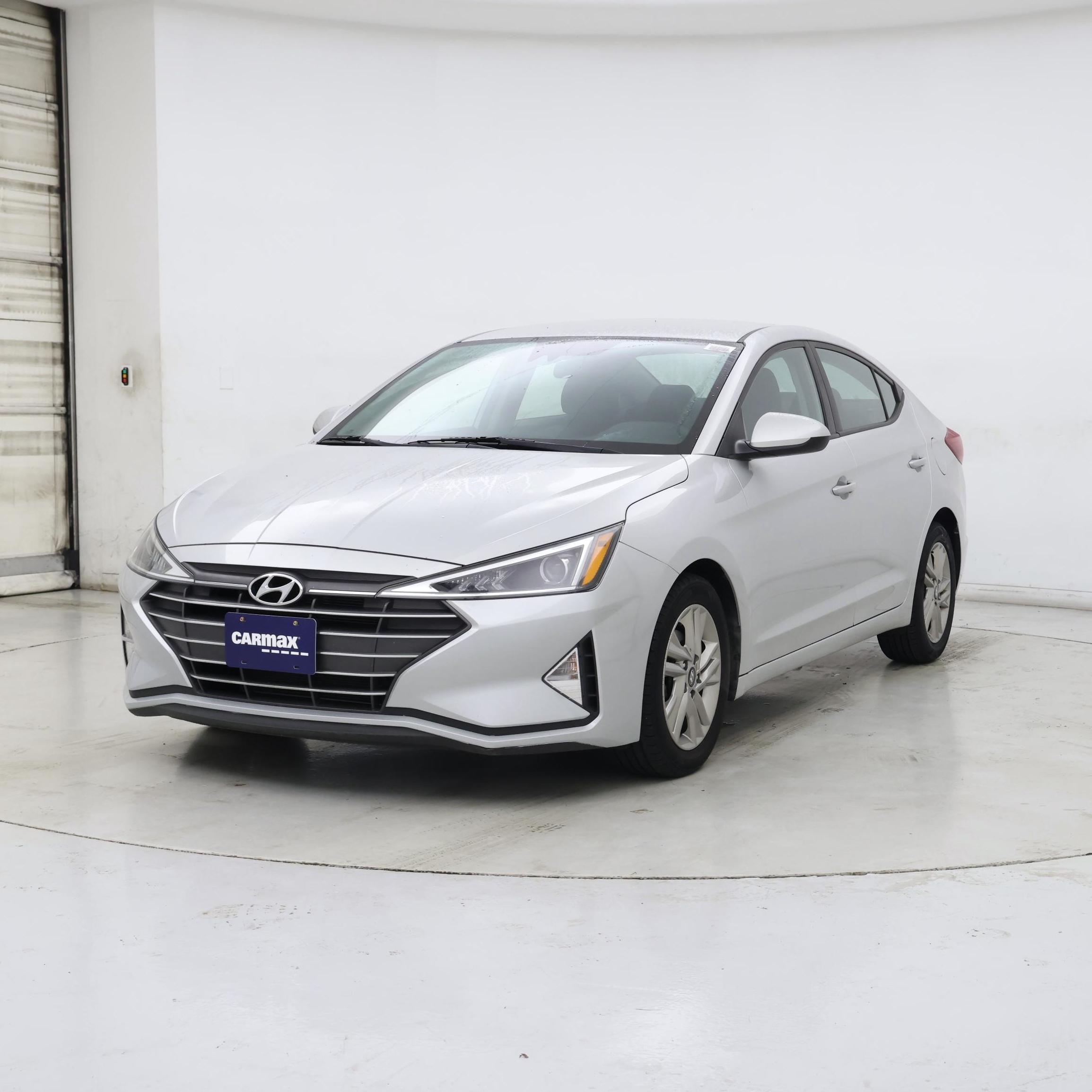 Thumbnail: 2020 Hyundai Elantra - 4