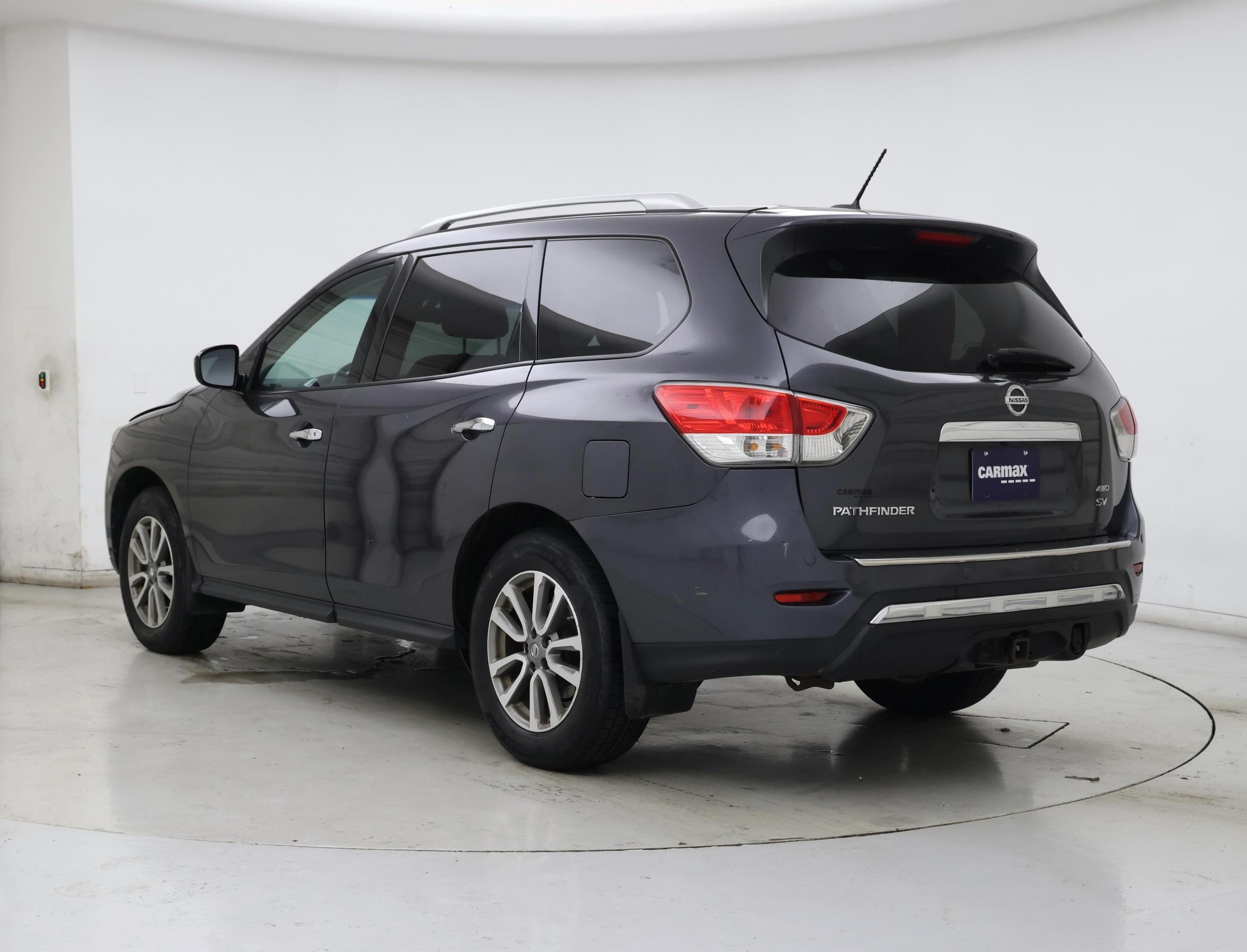 Thumbnail: 2014 Nissan Pathfinder - 2