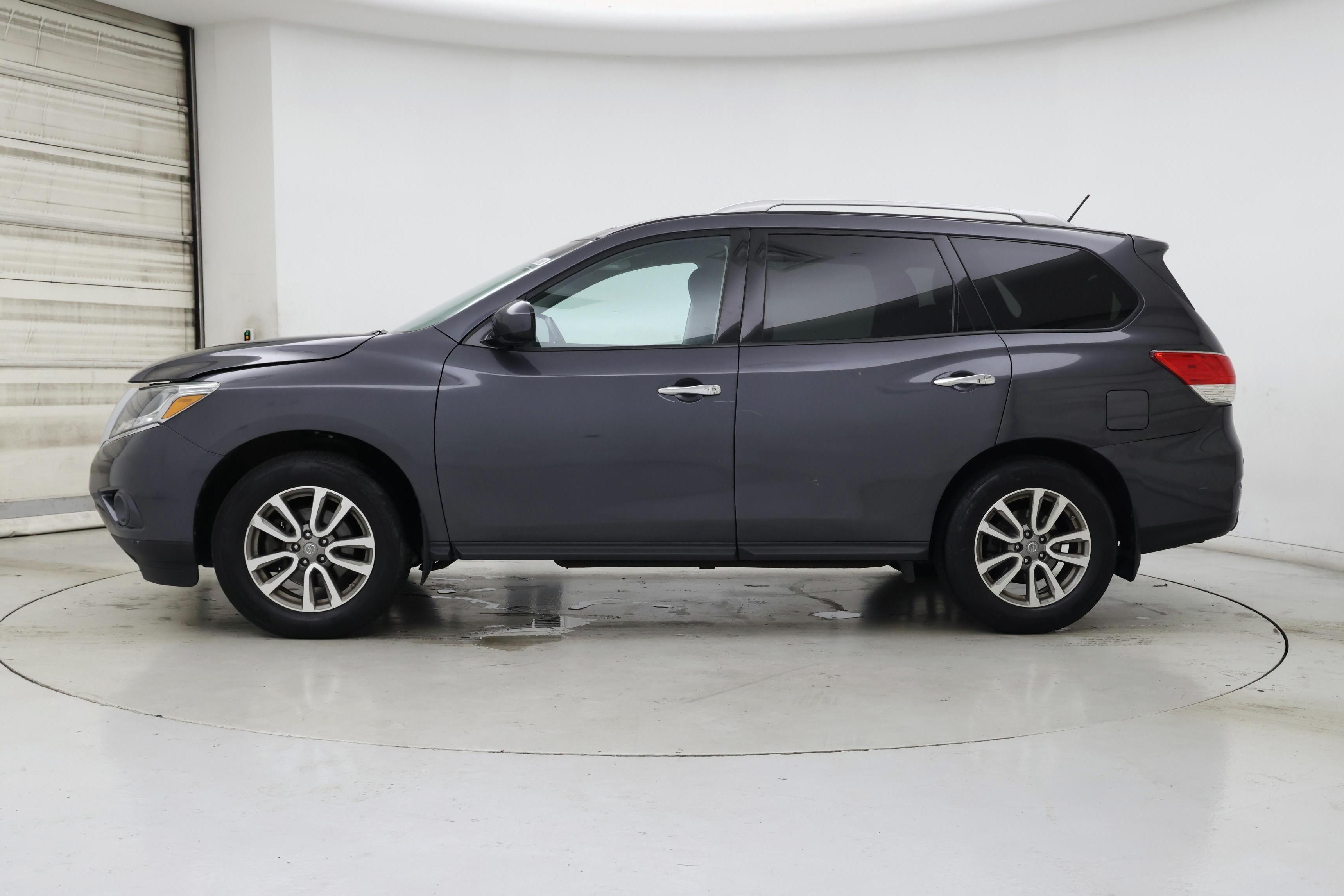 Thumbnail: 2014 Nissan Pathfinder - 3