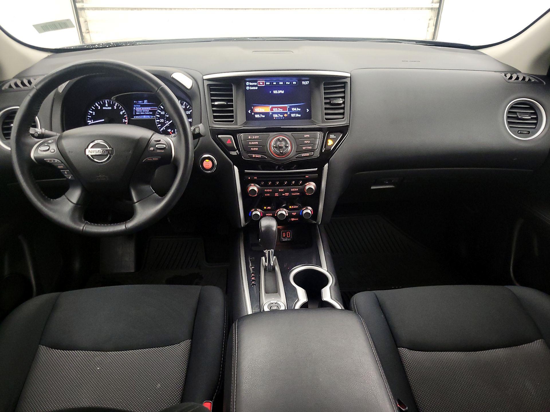 Thumbnail: 2019 Nissan Pathfinder - 9