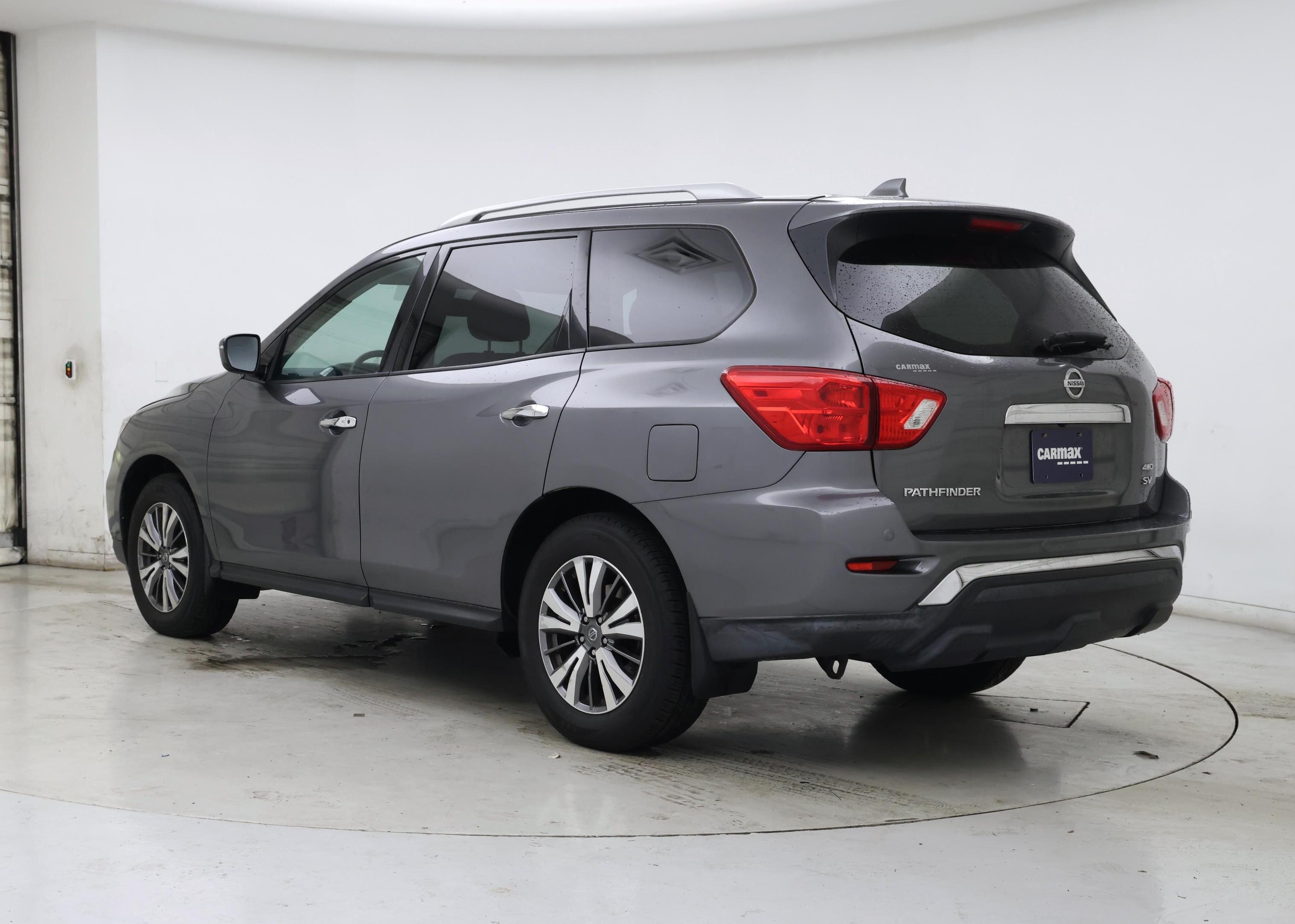Thumbnail: 2019 Nissan Pathfinder - 2