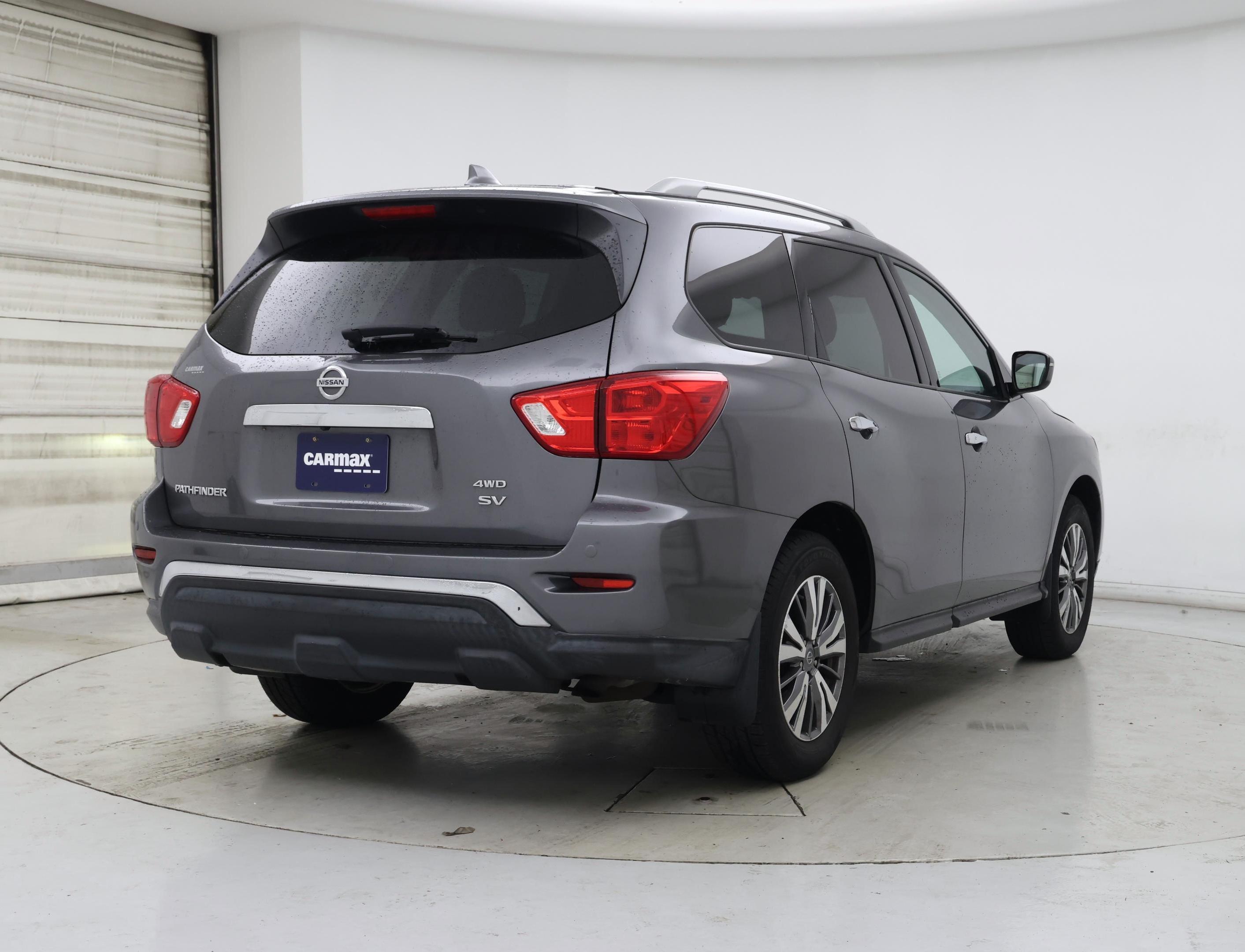 Thumbnail: 2019 Nissan Pathfinder - 8
