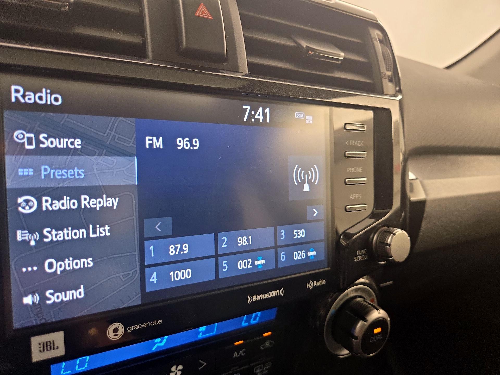 Thumbnail: 2021 Toyota 4Runner - 15