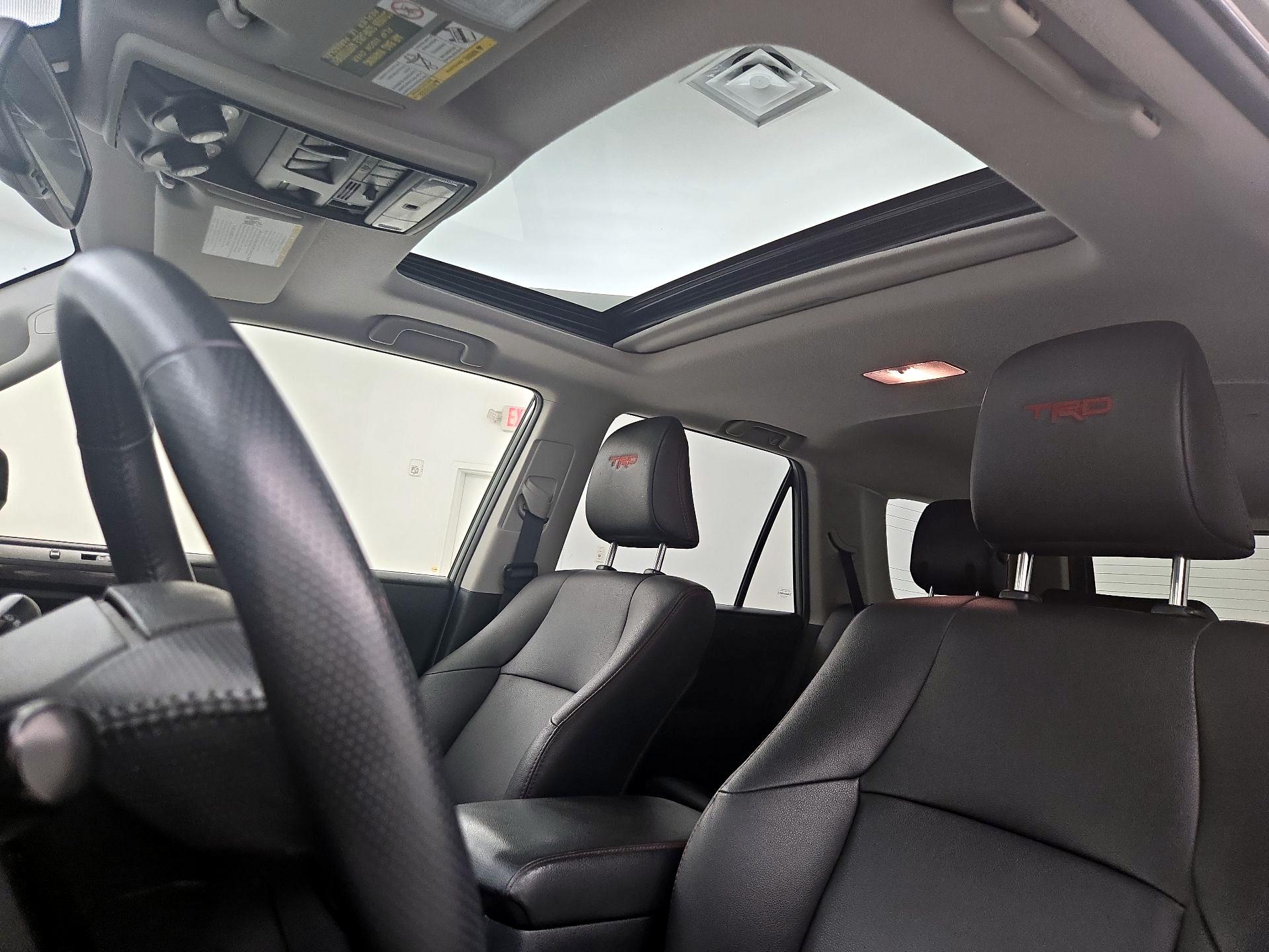 Thumbnail: 2021 Toyota 4Runner - 19