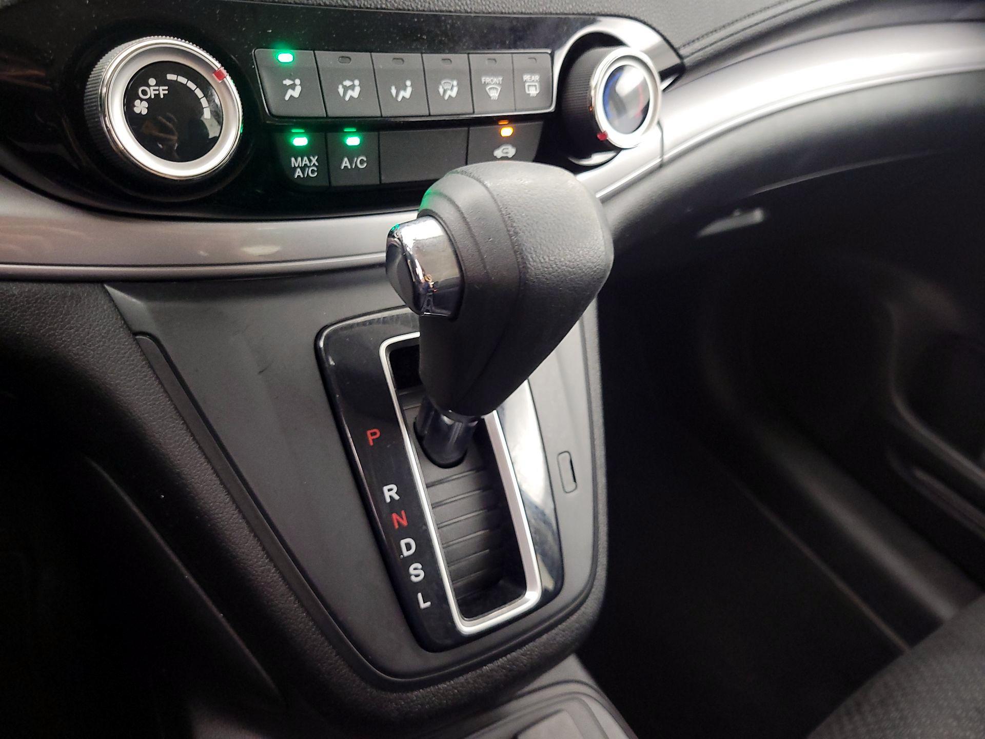 Thumbnail: 2015 Honda CR-V - 17