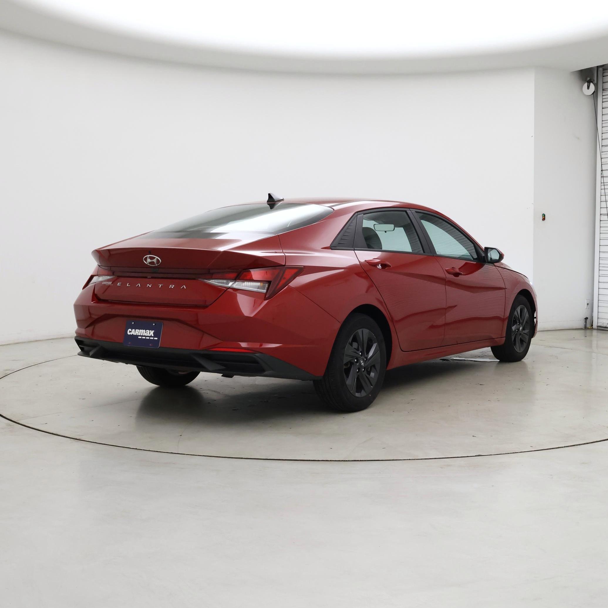 Thumbnail: 2023 Hyundai Elantra - 8