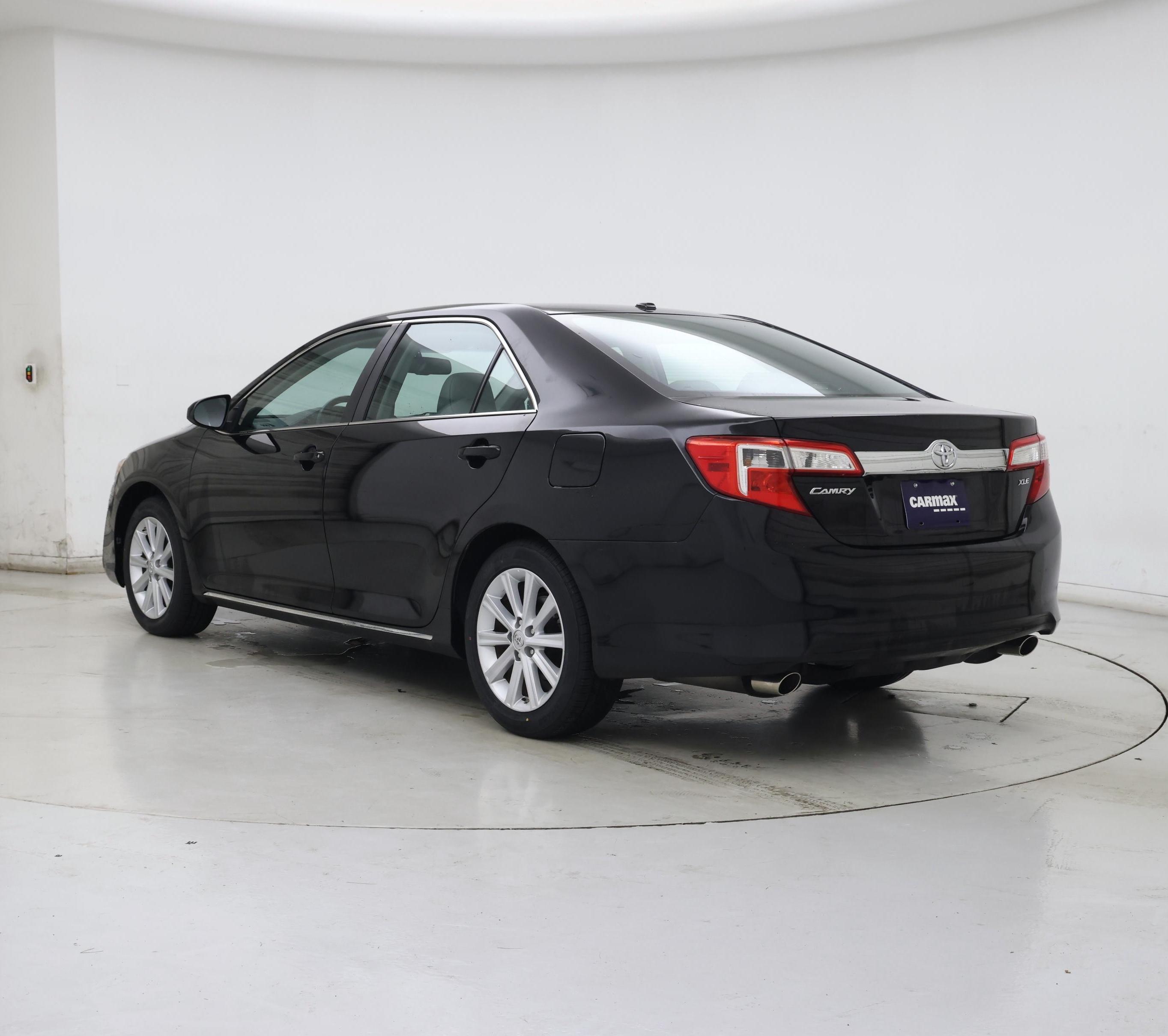 Thumbnail: 2014 Toyota Camry - 2