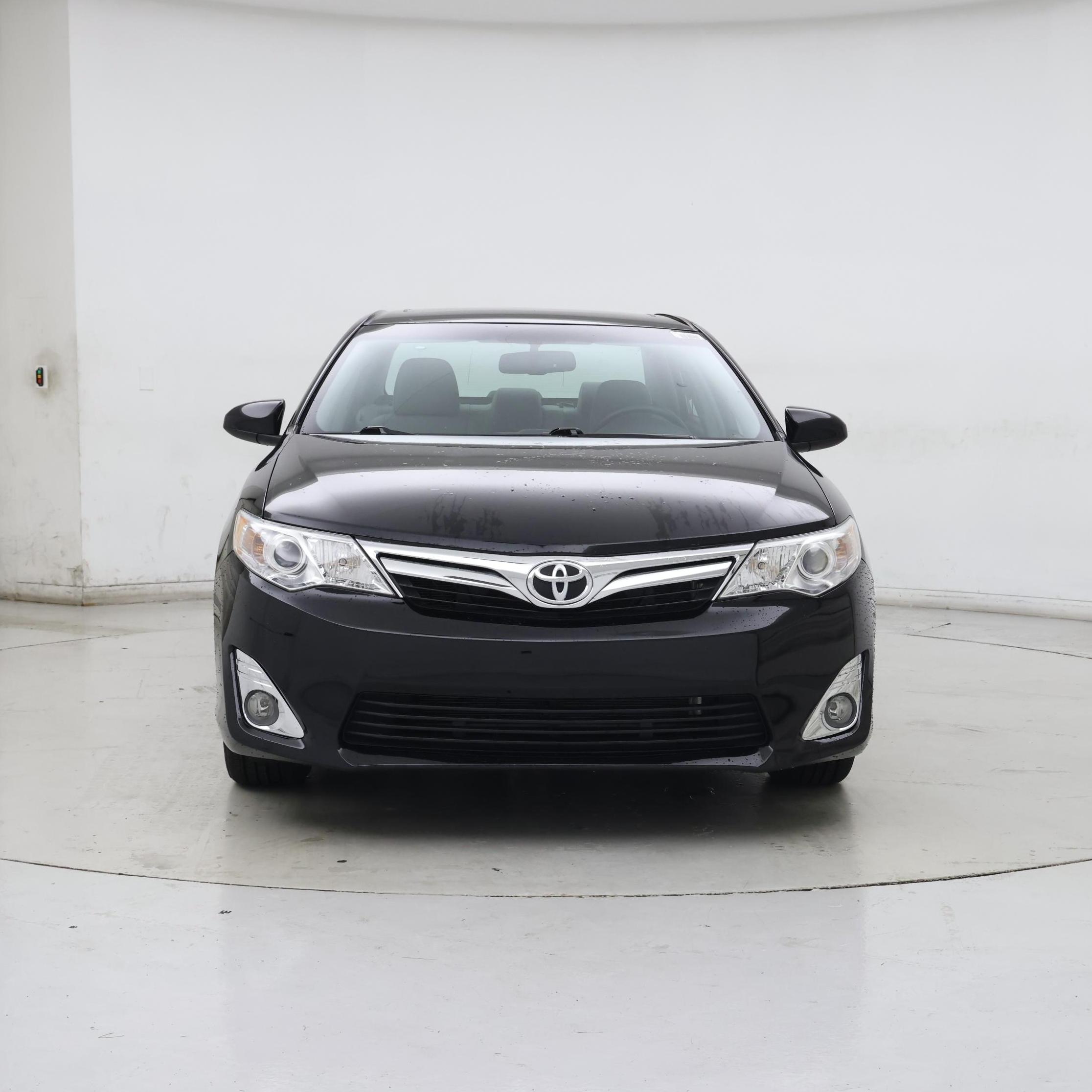 Thumbnail: 2014 Toyota Camry - 5