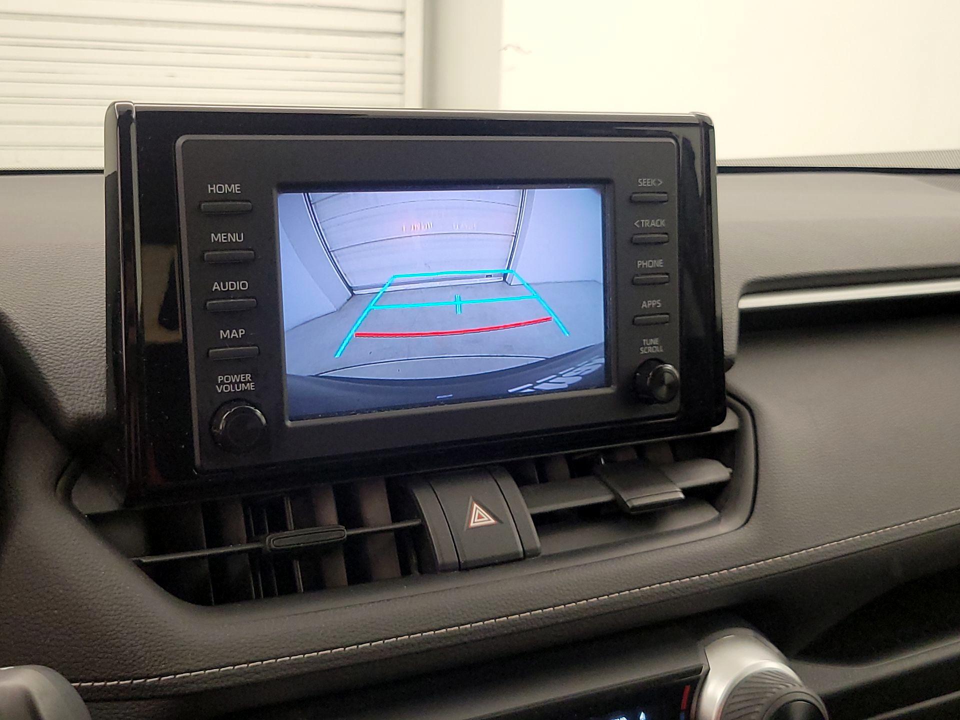 Thumbnail: 2019 Toyota RAV4 - 14