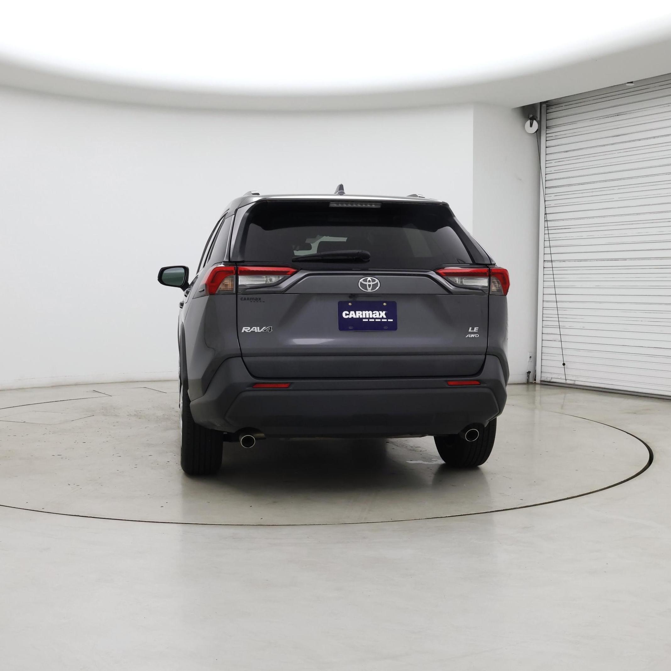 Thumbnail: 2019 Toyota RAV4 - 6