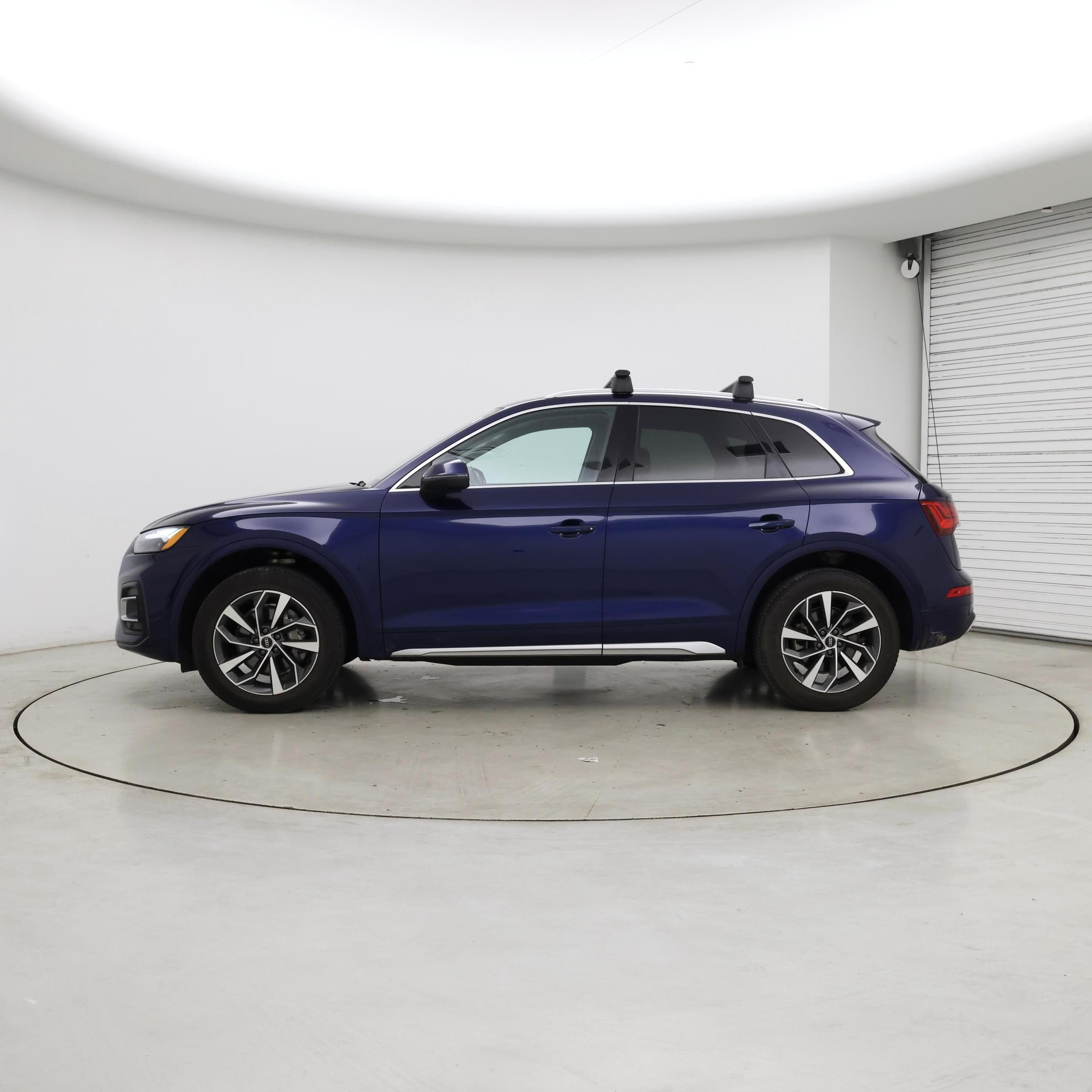 Thumbnail: 2021 Audi Q5 - 3