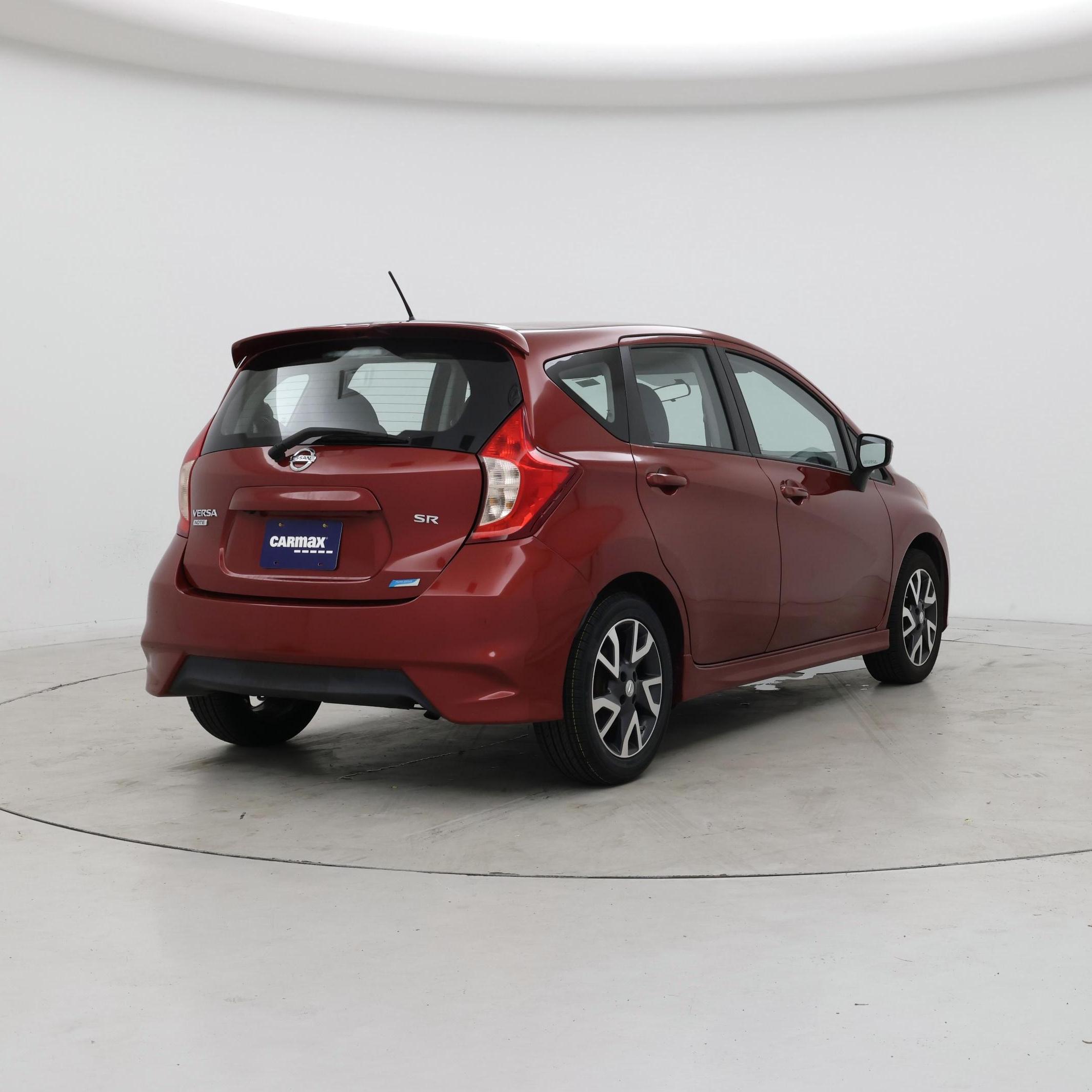 Thumbnail: 2016 Nissan Versa Note - 8