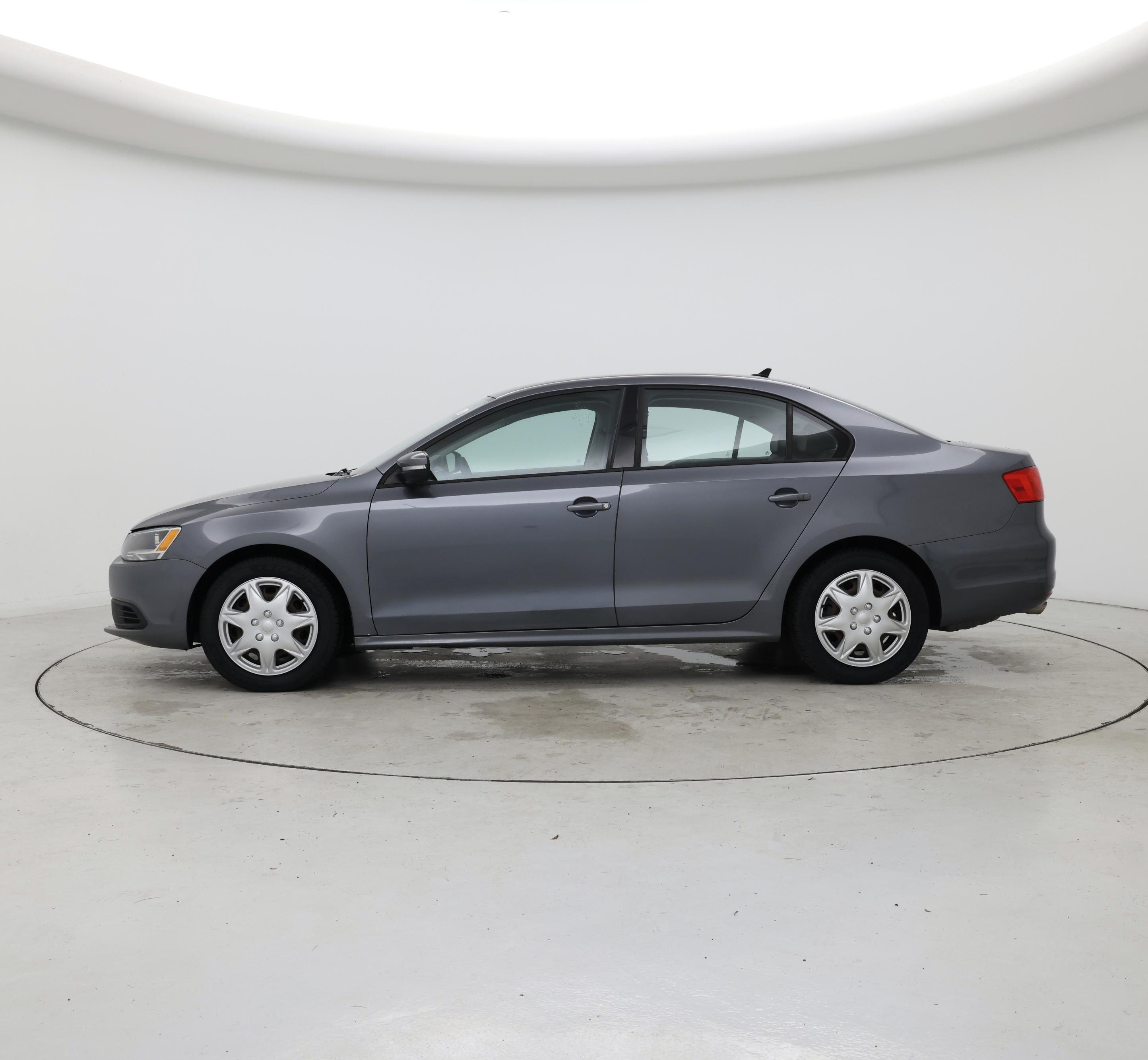 Thumbnail: 2014 Volkswagen Jetta - 3