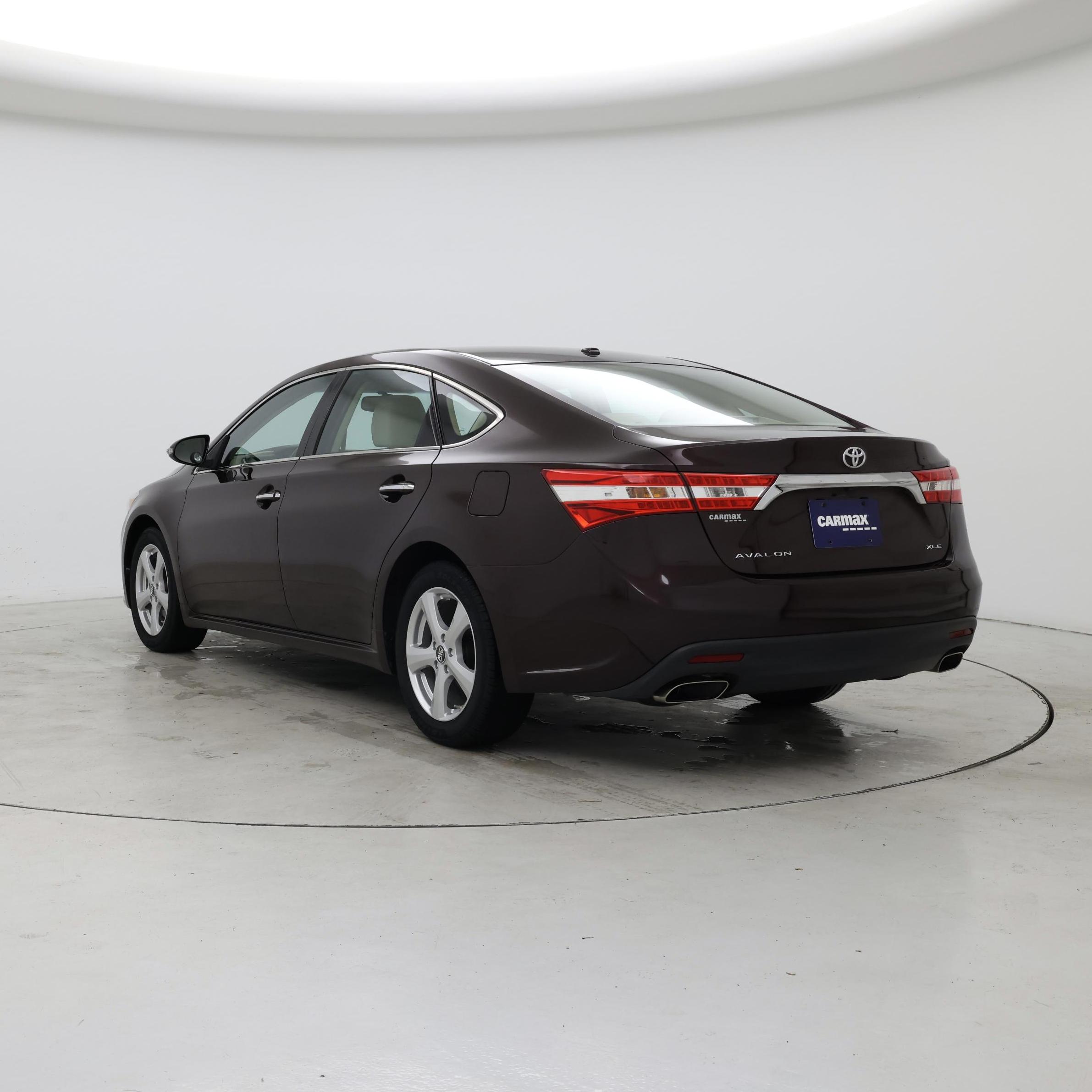 Thumbnail: 2015 Toyota Avalon - 2
