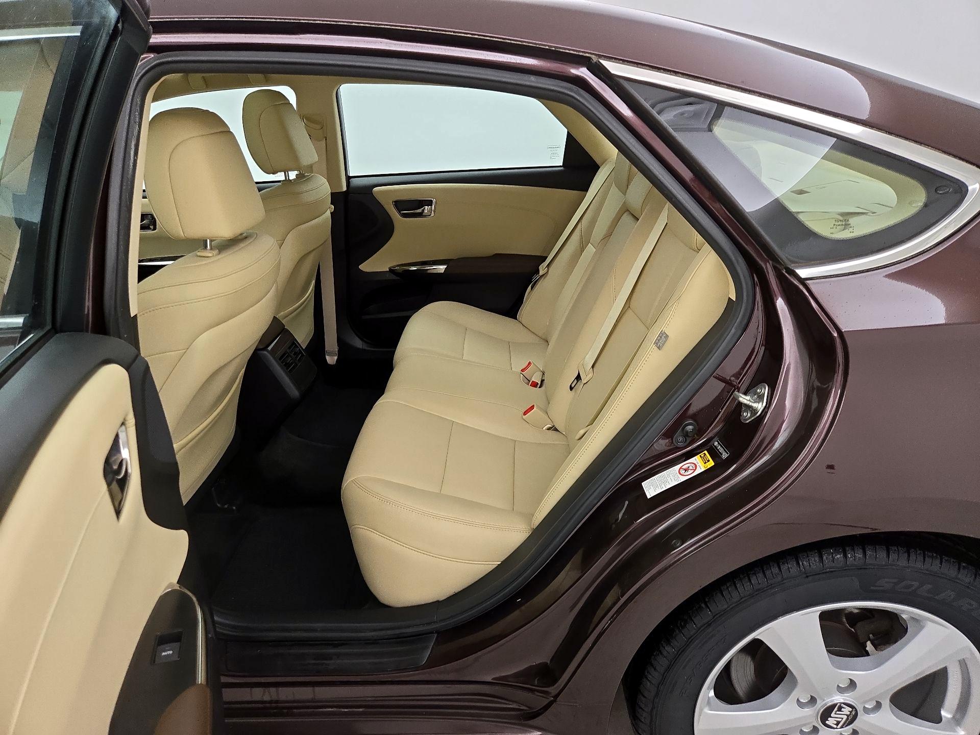 Thumbnail: 2015 Toyota Avalon - 20