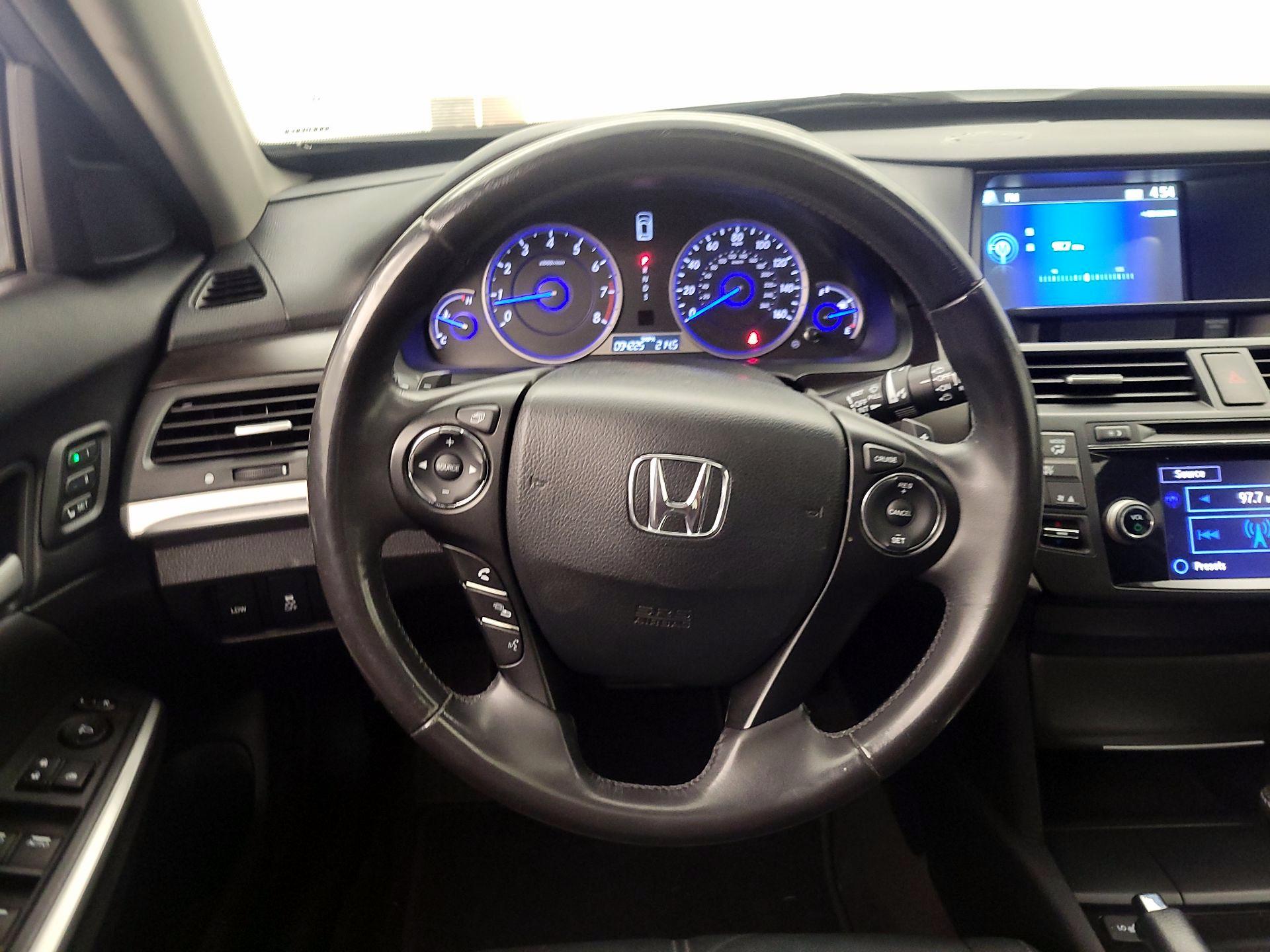 Thumbnail: 2014 Honda Accord Crosstour - 10