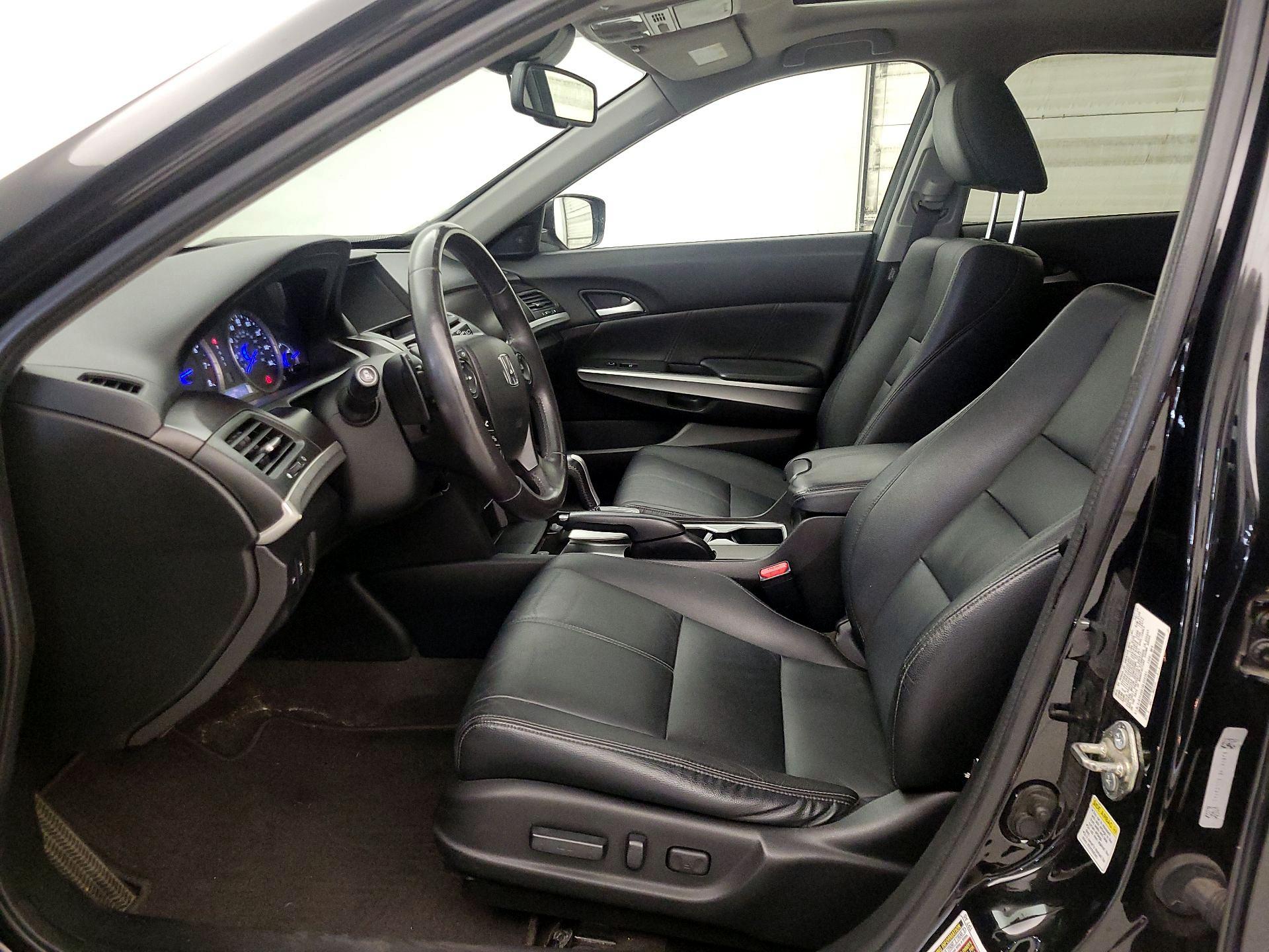 Thumbnail: 2014 Honda Accord Crosstour - 11