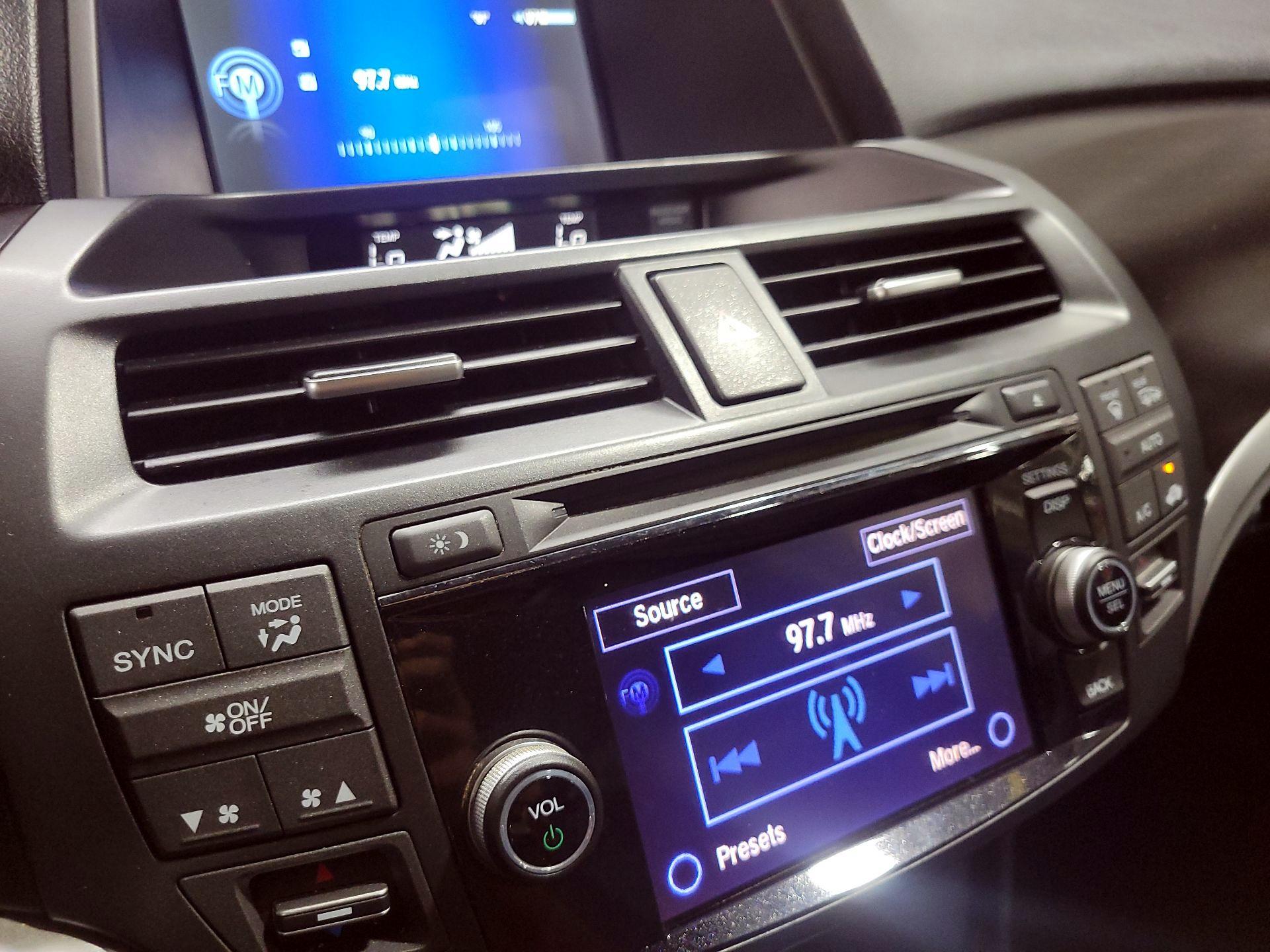 Thumbnail: 2014 Honda Accord Crosstour - 16