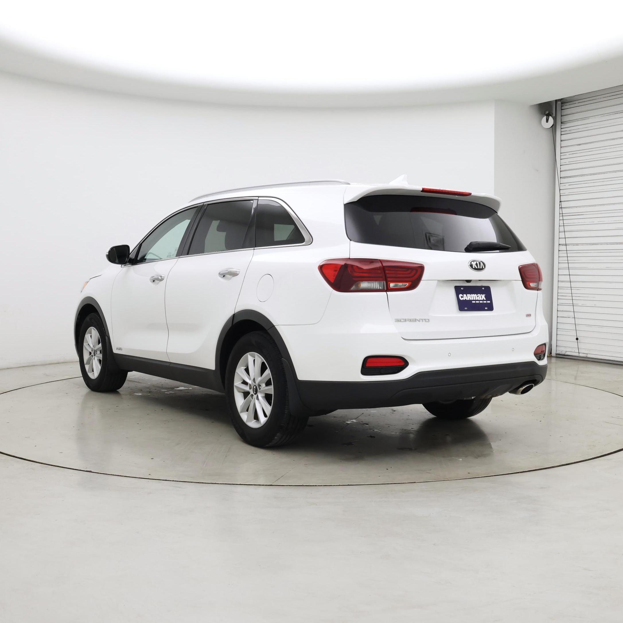 Thumbnail: 2019 Kia Sorento - 2