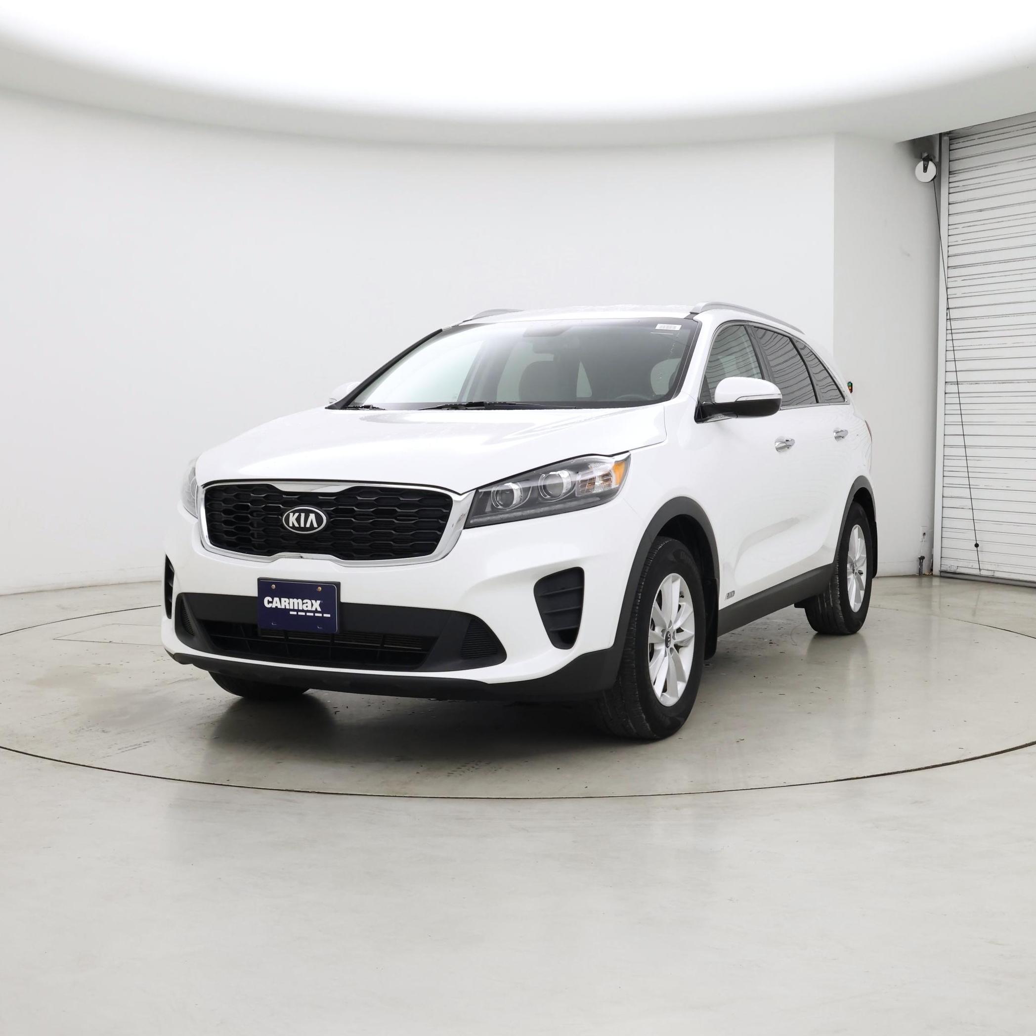 Thumbnail: 2019 Kia Sorento - 4