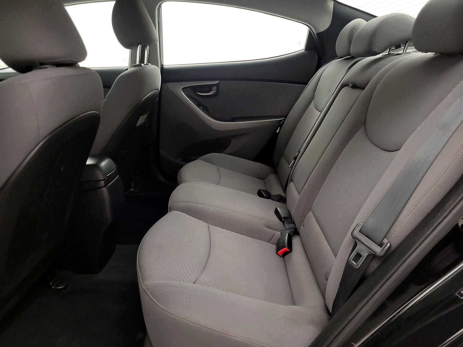 Thumbnail: 2016 Hyundai Elantra - 19