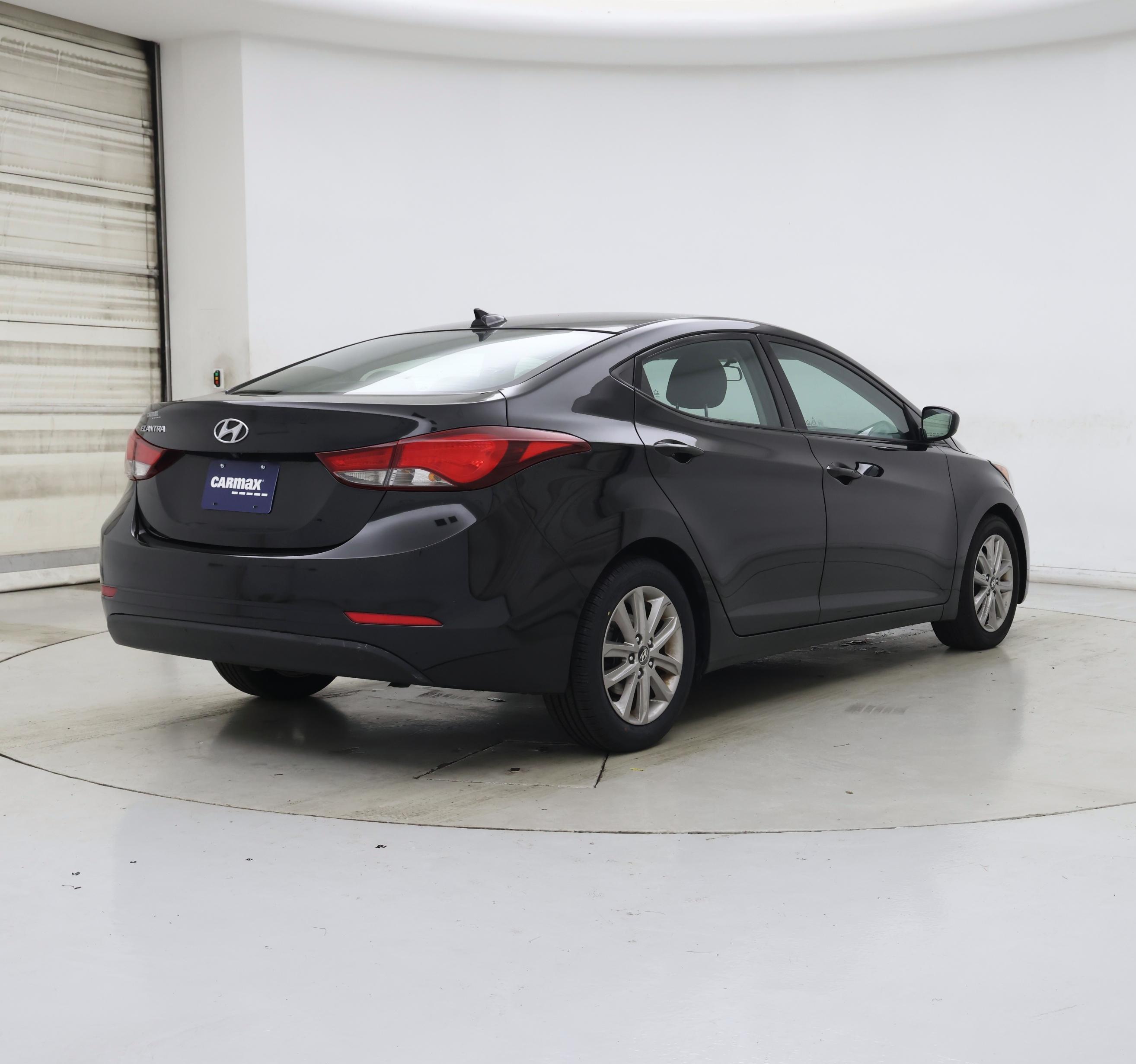 Thumbnail: 2016 Hyundai Elantra - 8