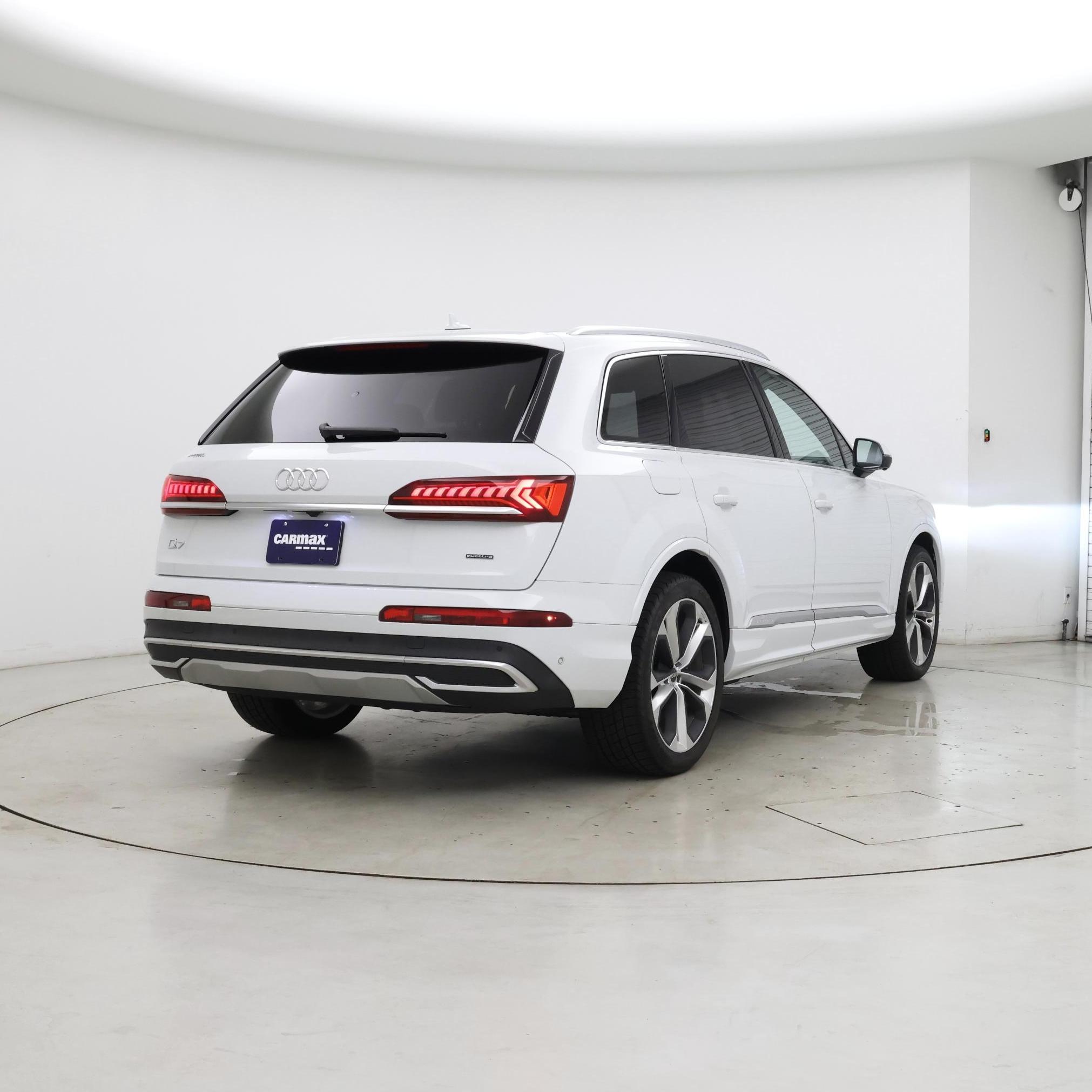 Thumbnail: 2021 Audi Q7 - 8