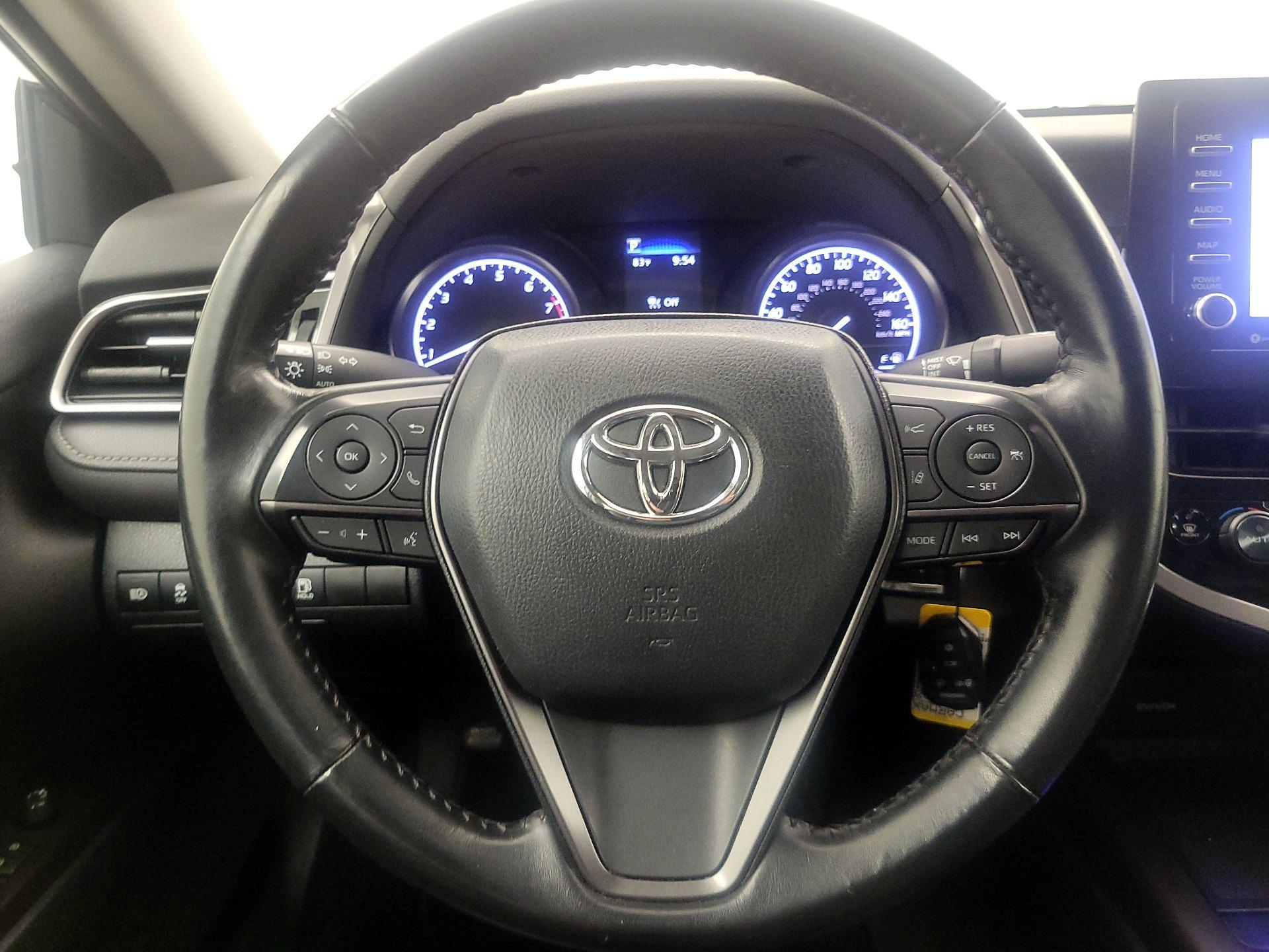 Thumbnail: 2023 Toyota Camry - 10