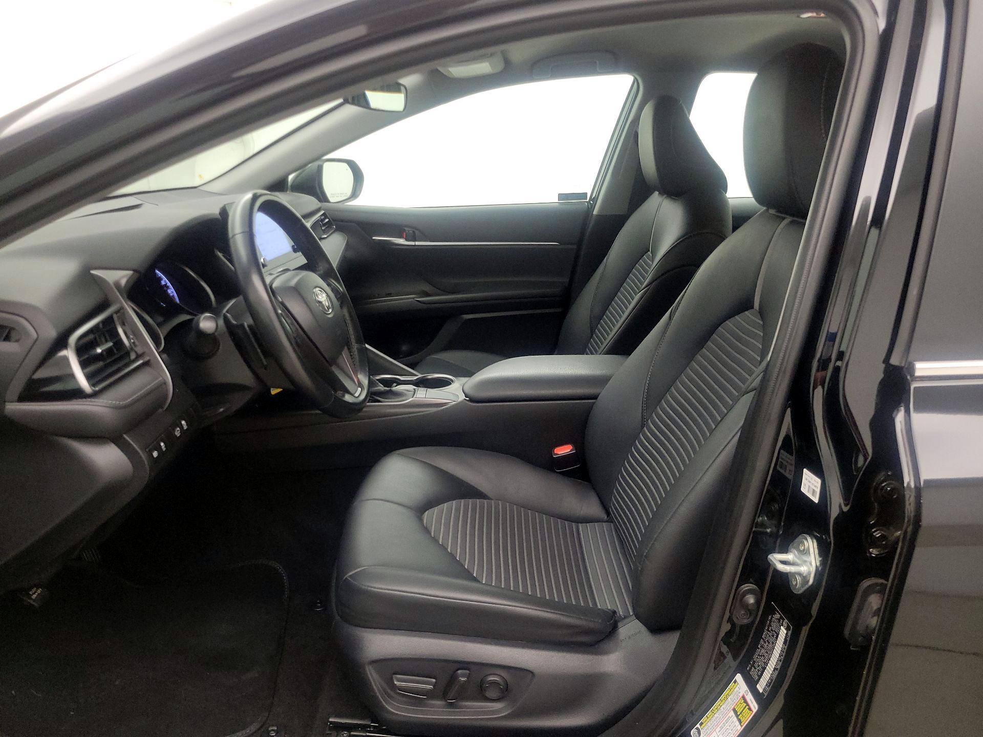 Thumbnail: 2023 Toyota Camry - 11