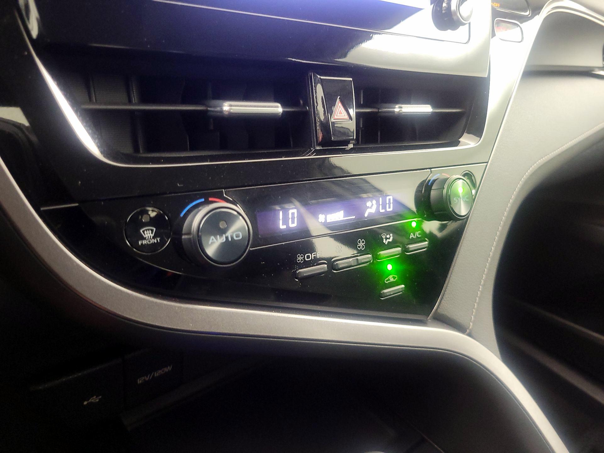 Thumbnail: 2023 Toyota Camry - 16