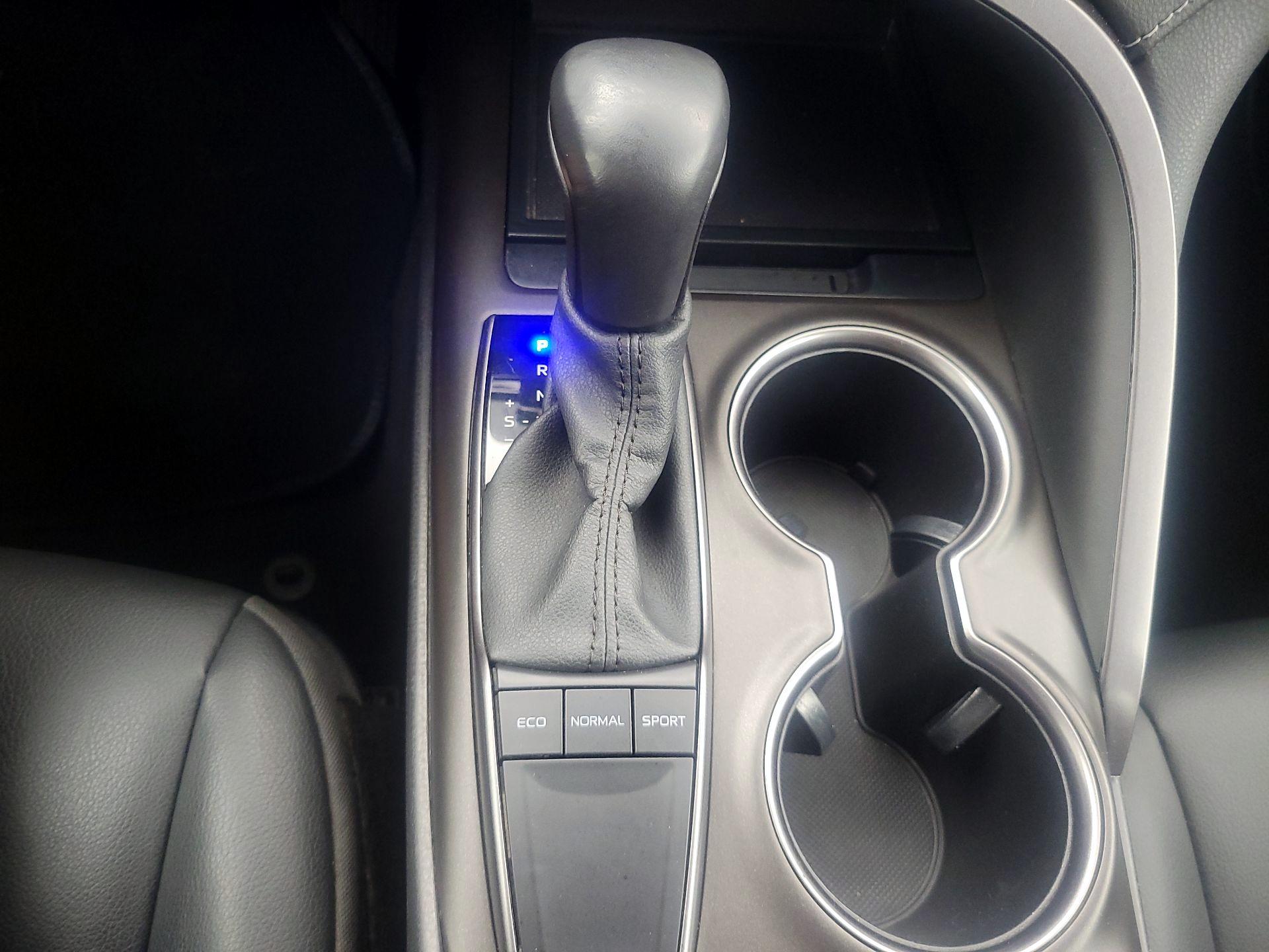 Thumbnail: 2023 Toyota Camry - 17